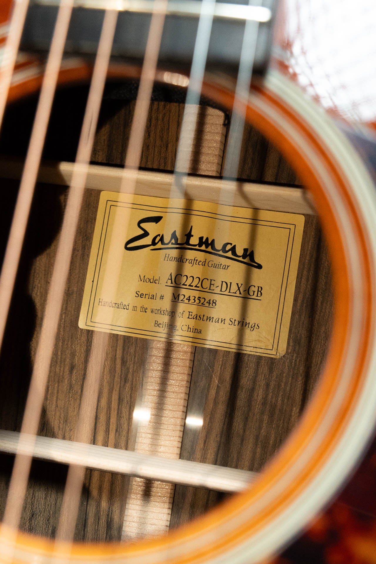 Eastman AC222CE-DLX-GB Sitka/Ovangkol Goldburst Cutaway Grand Auditorium Guitar w/Fishman Pickup #5248