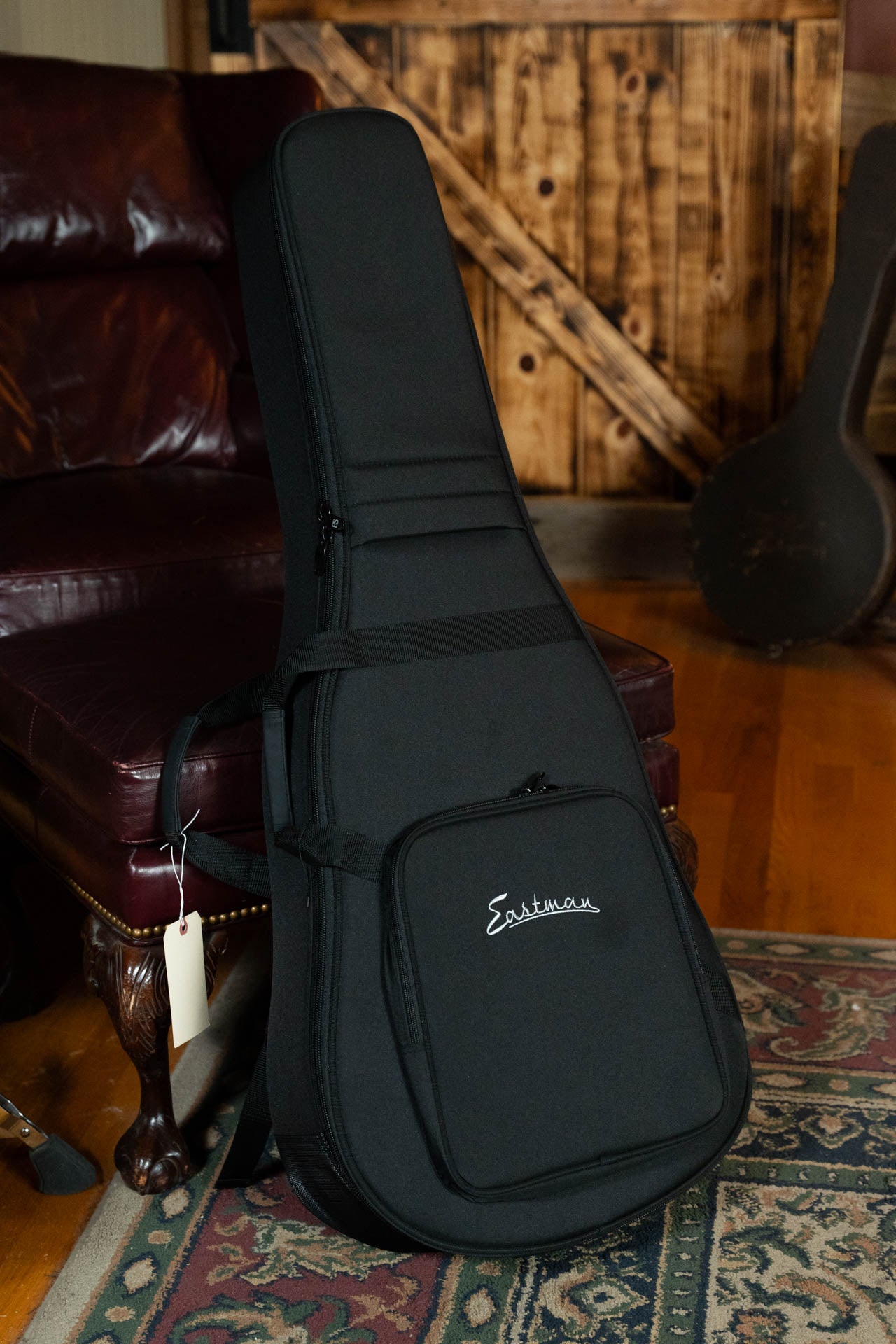 Eastman AC222CE-DLX-GB Sitka/Ovangkol Goldburst Cutaway Grand Auditorium Guitar w/Fishman Pickup #5248