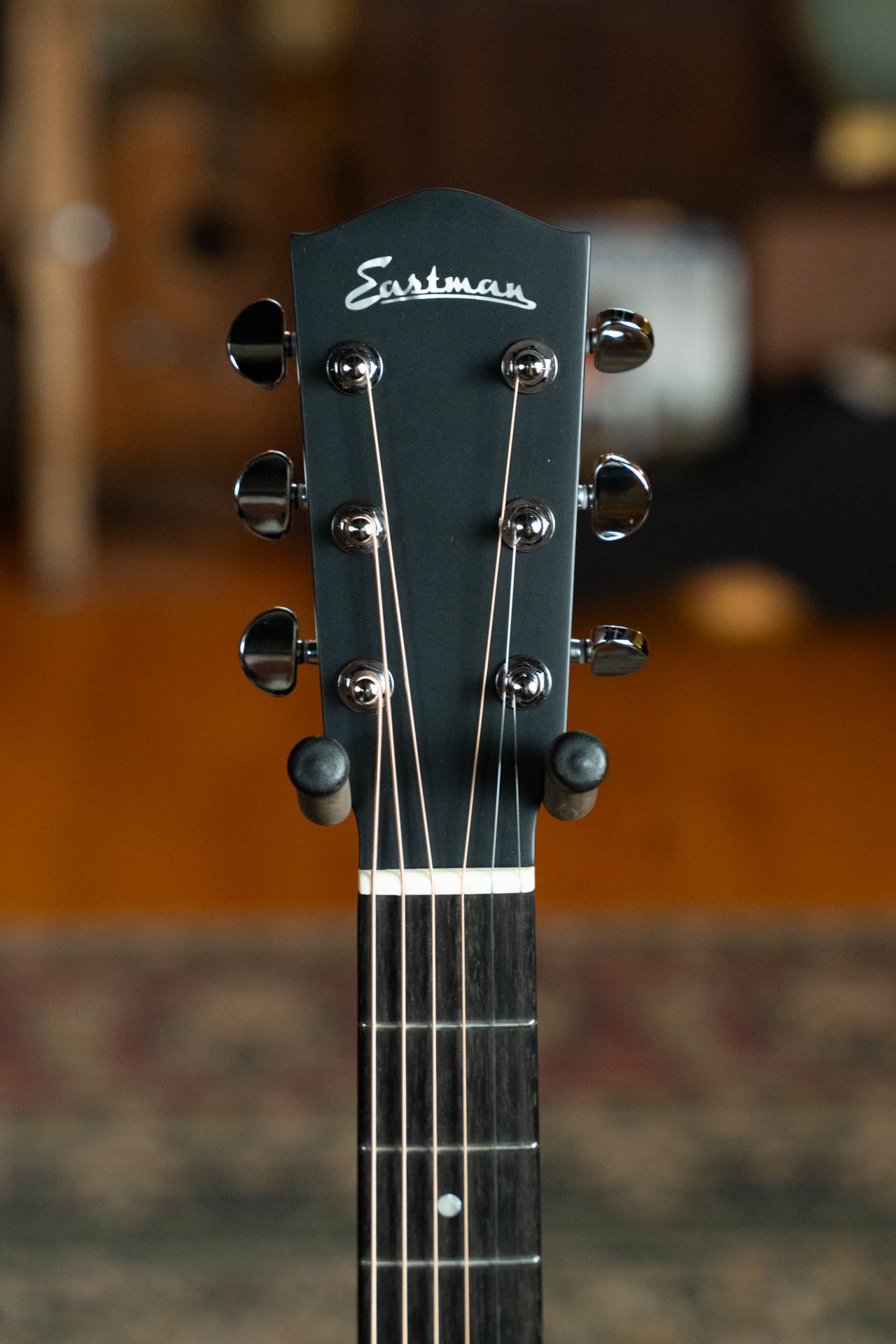 Eastman AC222CE-DLX-GB Sitka/Ovangkol Goldburst Cutaway Grand Auditorium Guitar w/Fishman Pickup #5248