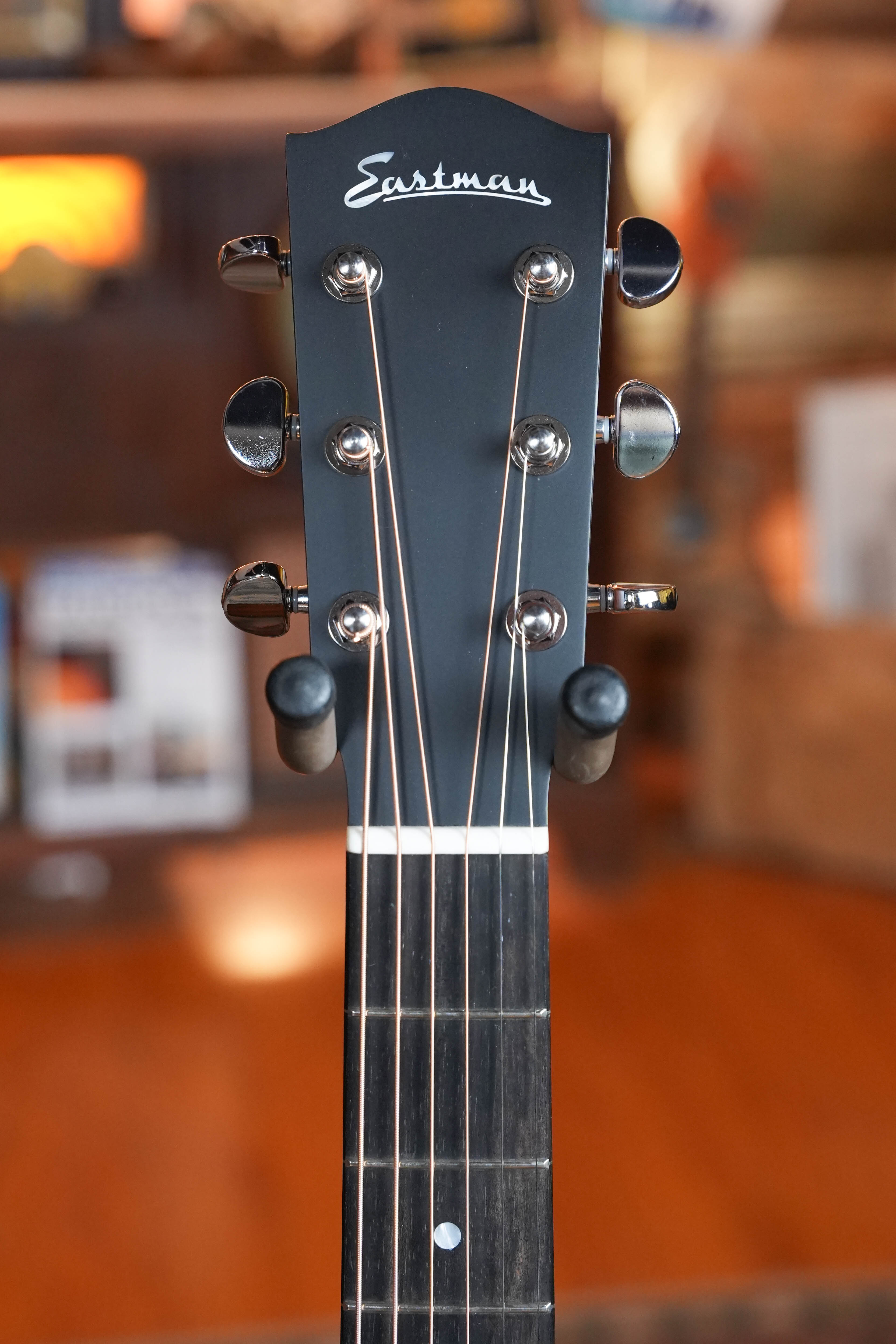 Eastman AC222CE-DLX-GB Sitka/Ovangkol Goldburst Cutaway Grand Auditorium Guitar w/Fishman Pickup #9821