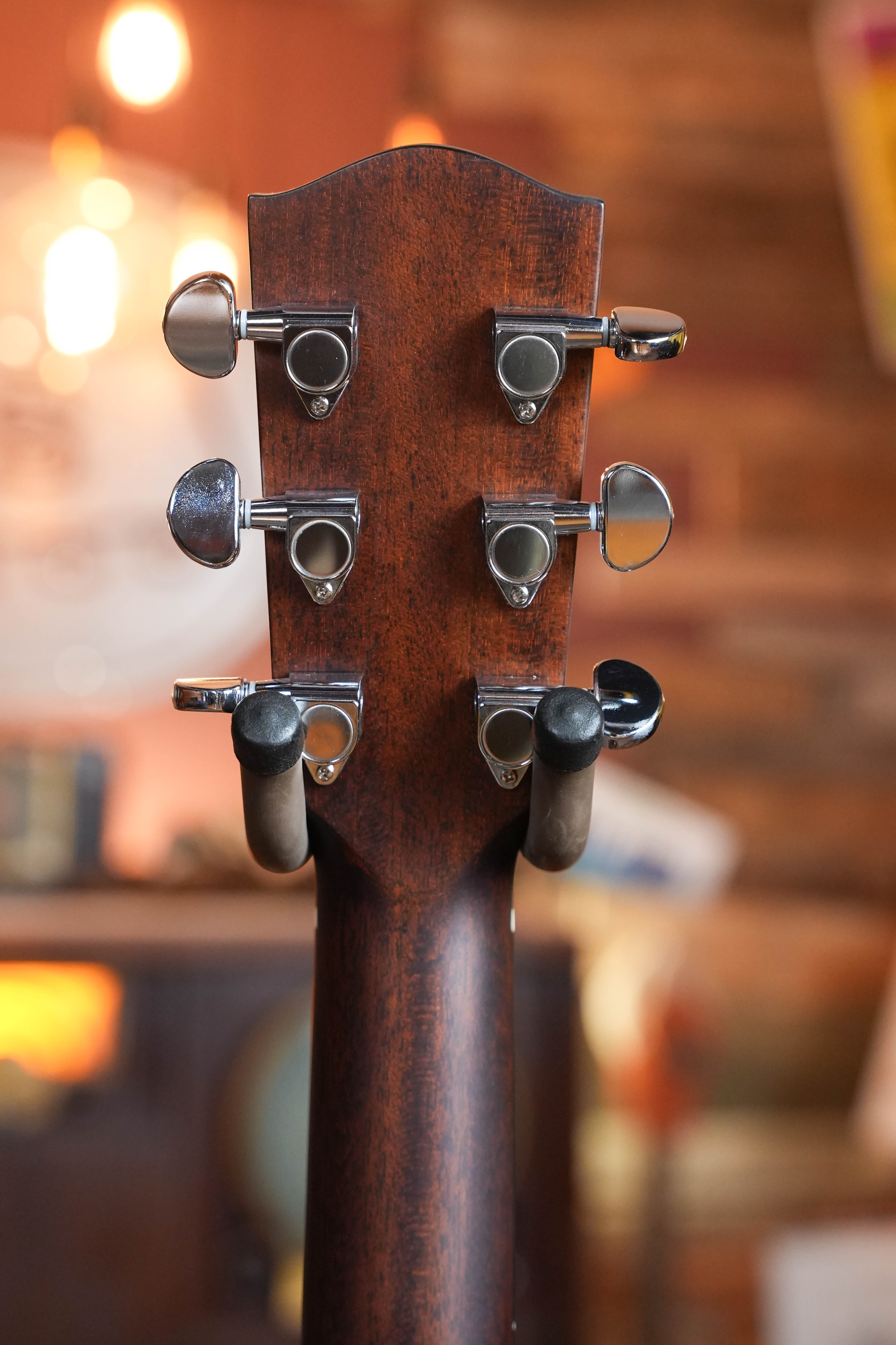 Eastman AC222CE-DLX-GB Sitka/Ovangkol Goldburst Cutaway Grand Auditorium Guitar w/Fishman Pickup #9821