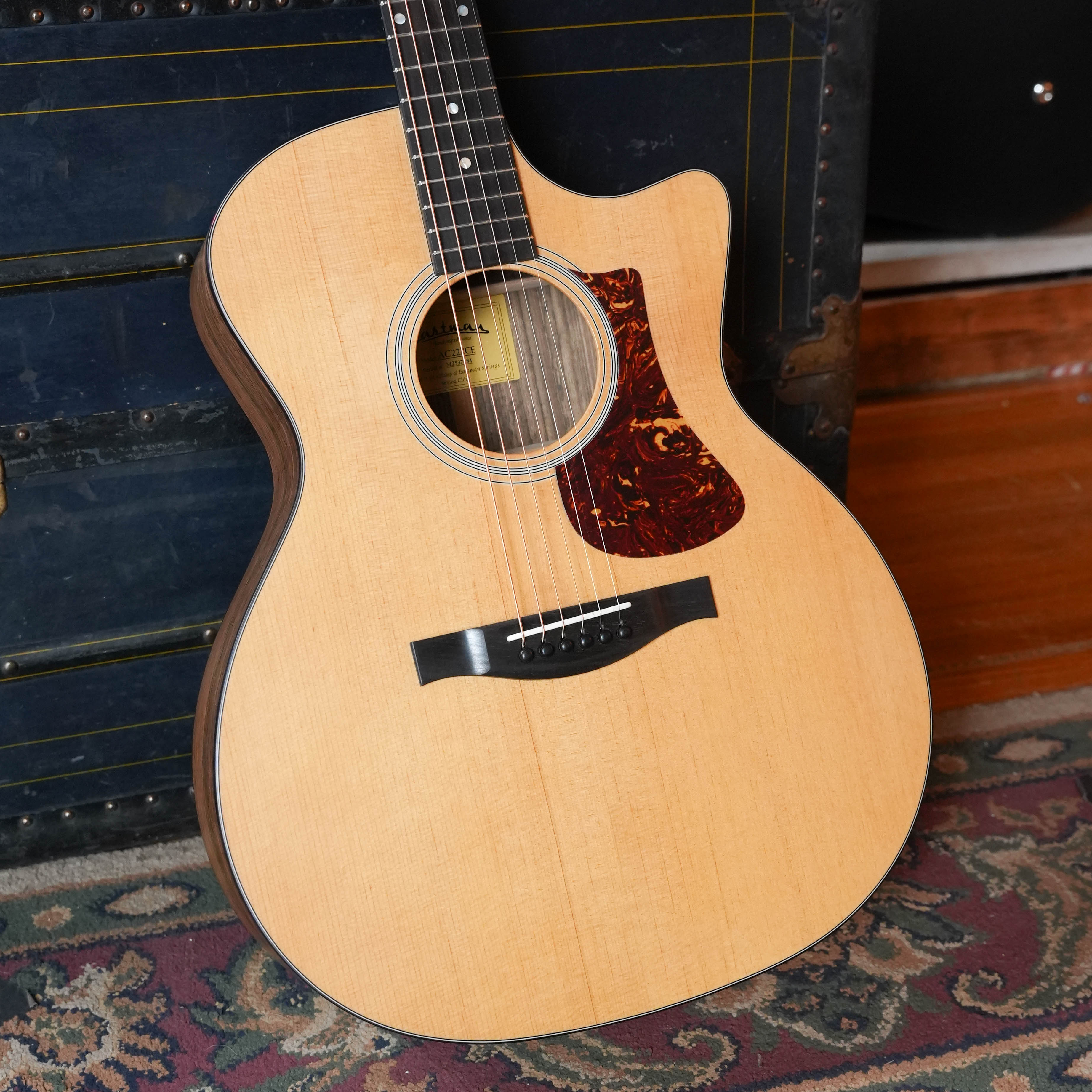 Eastman AC222CE Sitka/Ovangkol Grand Auditorium Acoustic Guitar #7484