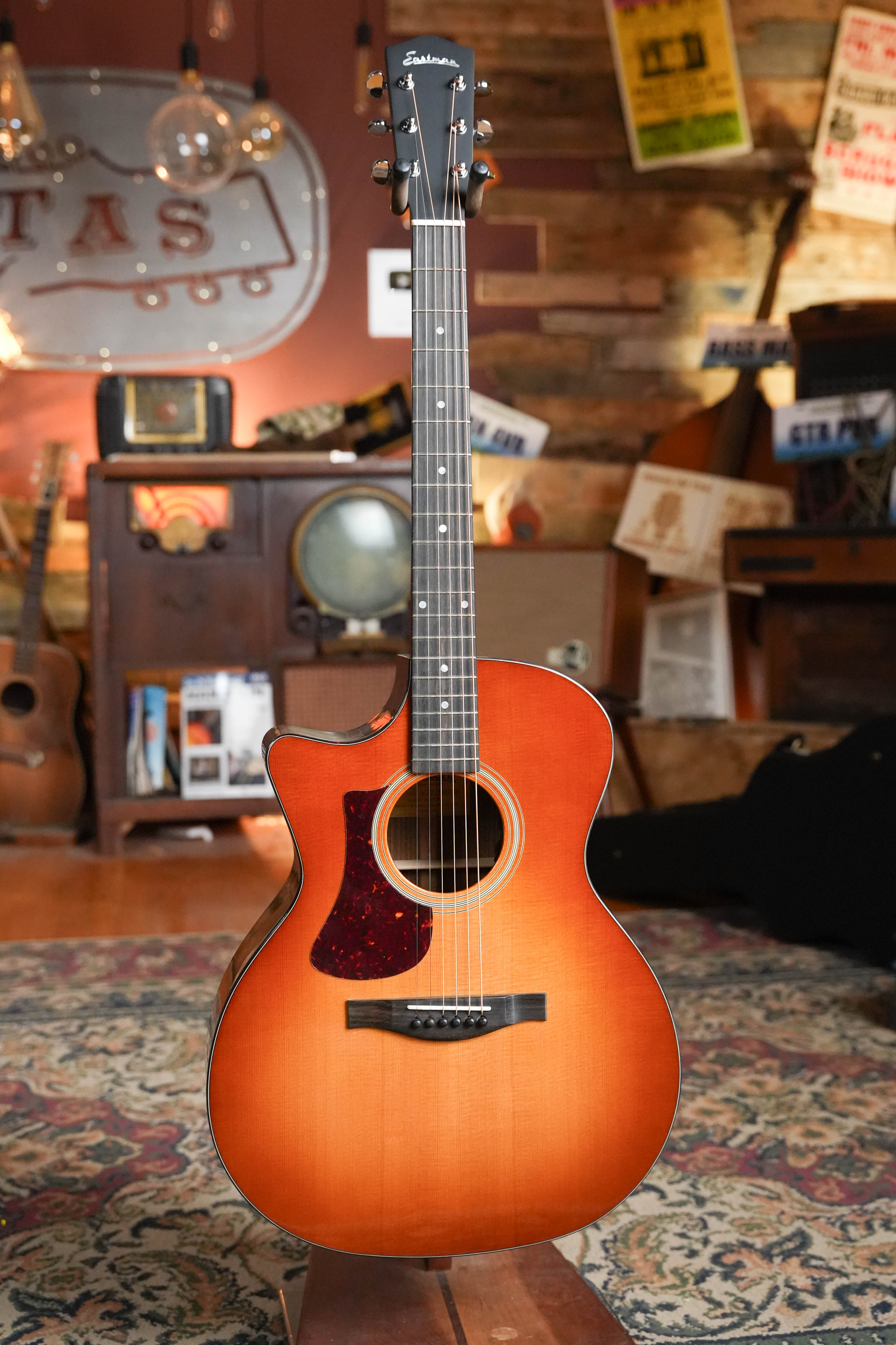 Eastman AC222LCE-DLX-GB Left-Handed Goldburst Cutaway Grand Auditorium Guitar w/Fishman Pickup #7136