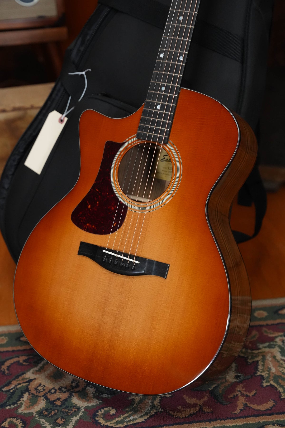 Eastman AC222LCE-DLX-GB Left-Handed Sitka/Ovangkol Goldburst Cutaway Grand Auditorium Guitar w/Fishman Pickup #6294