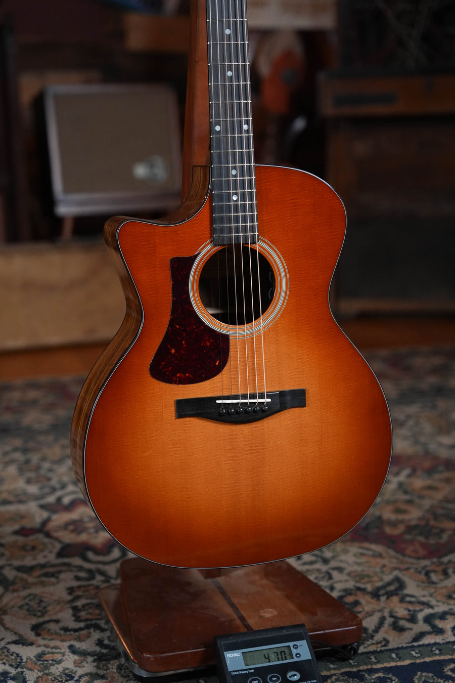 Eastman AC222LCE-DLX-GB Left-Handed Sitka/Ovangkol Goldburst Cutaway Grand Auditorium Guitar w/Fishman Pickup #6294