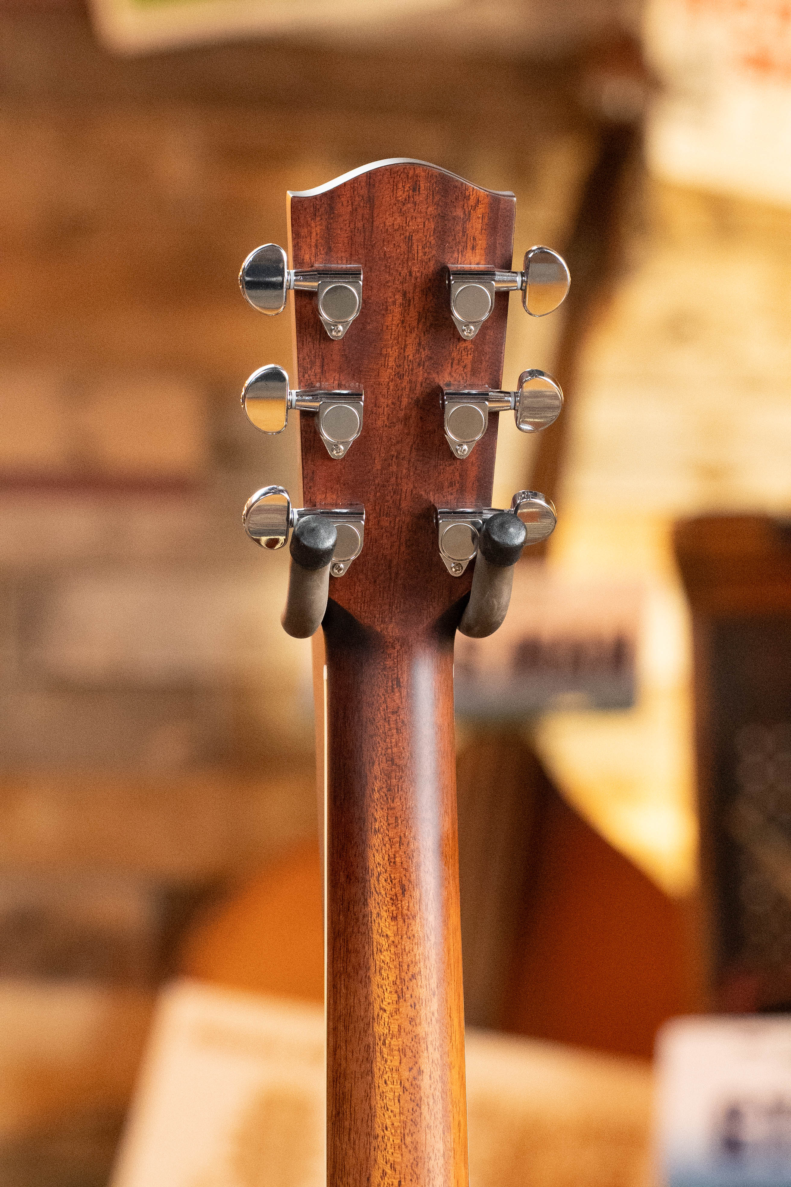 Eastman AC322CE Sitka/Mahogany Cutaway Grand Auditorium Guitar w/LR Baggs Pickup #3249