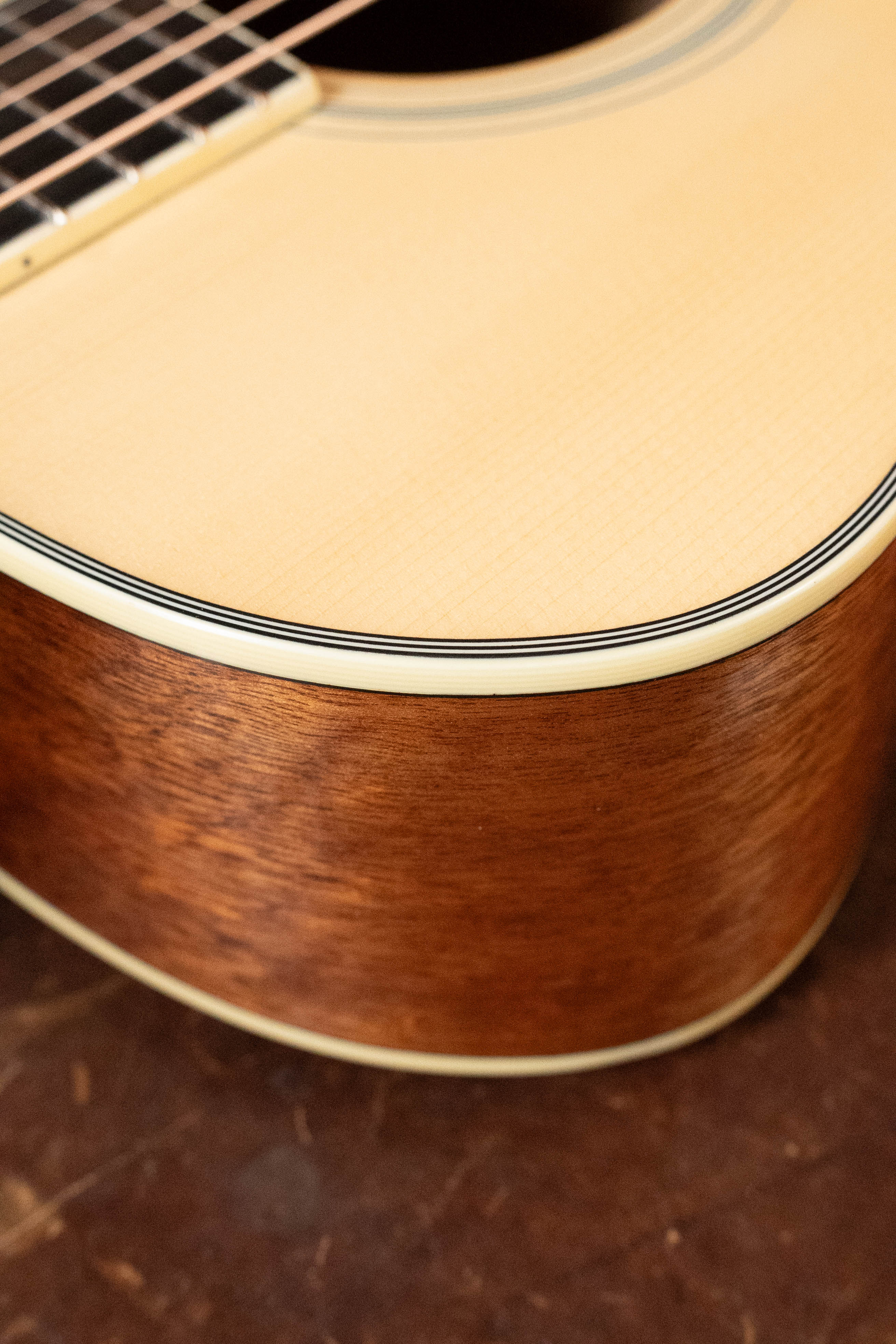 Eastman AC322CE Sitka/Mahogany Cutaway Grand Auditorium Guitar w/LR Baggs Pickup #3249