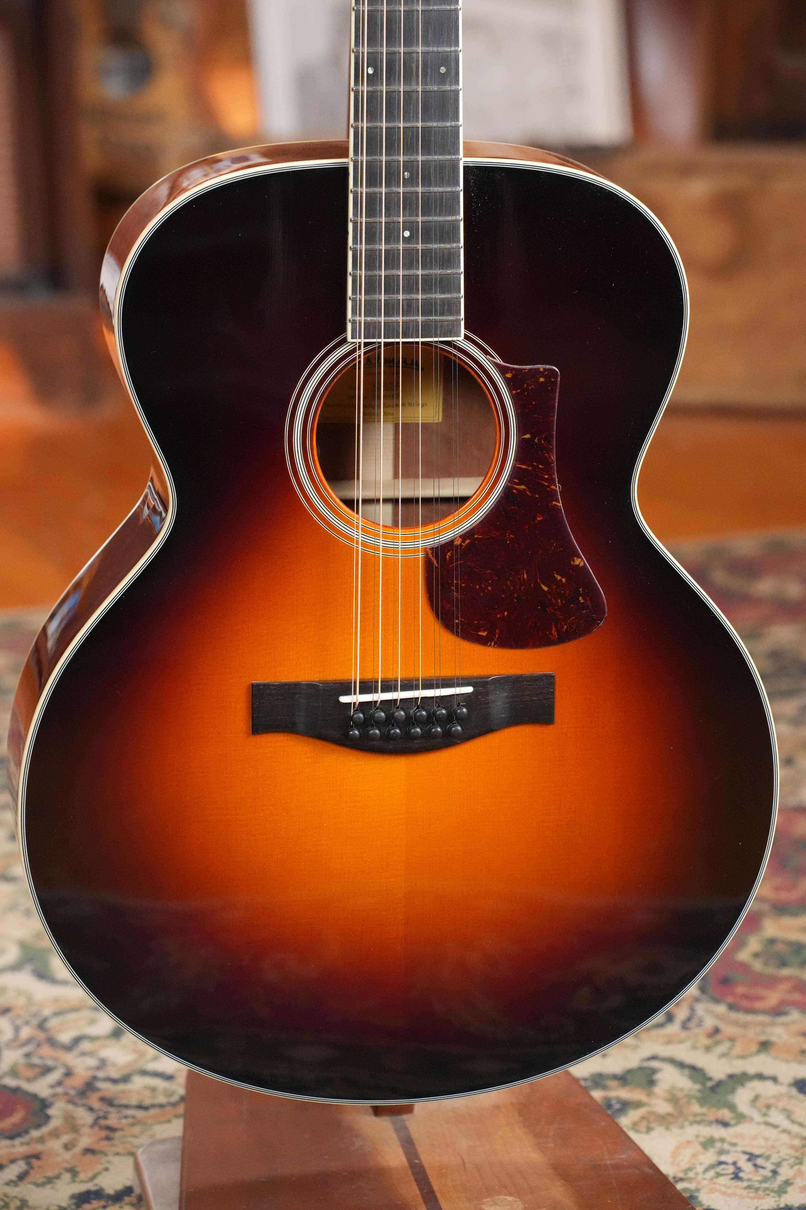 Eastman AC330E-12-SB Sitka/Mahogany Jumbo 12-String Sunburst Guitar w/LR Baggs Pickup #3425