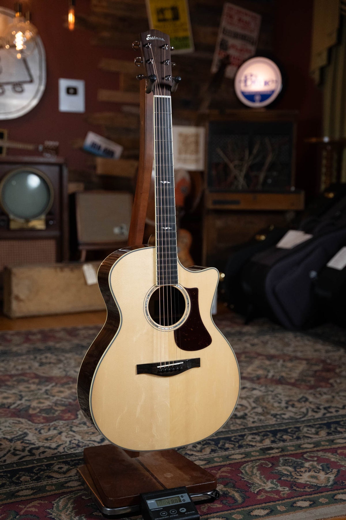 Eastman AC422CE Cutaway Grand Auditorium Acoustic-Electric Guitar #4735