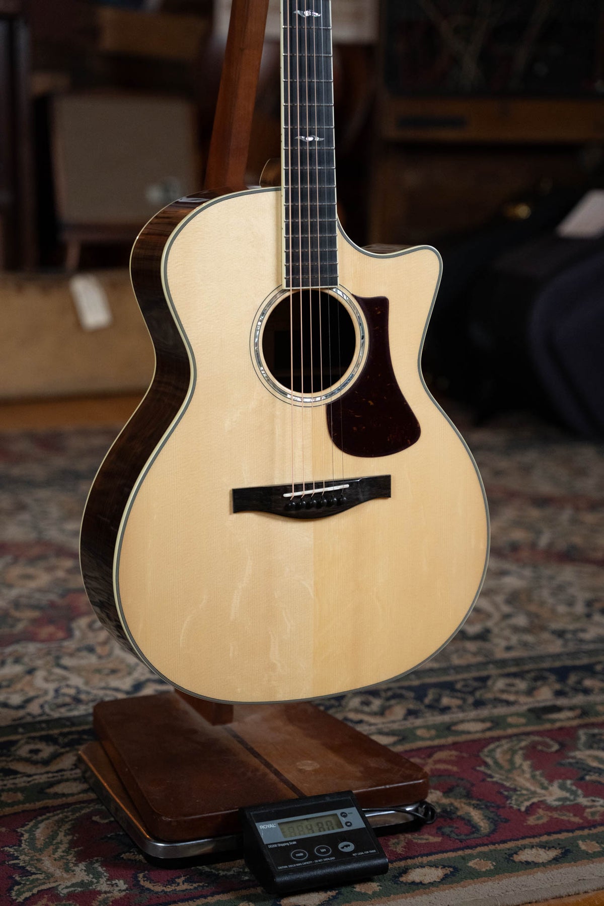 Eastman AC422CE Cutaway Grand Auditorium Acoustic-Electric Guitar #4735