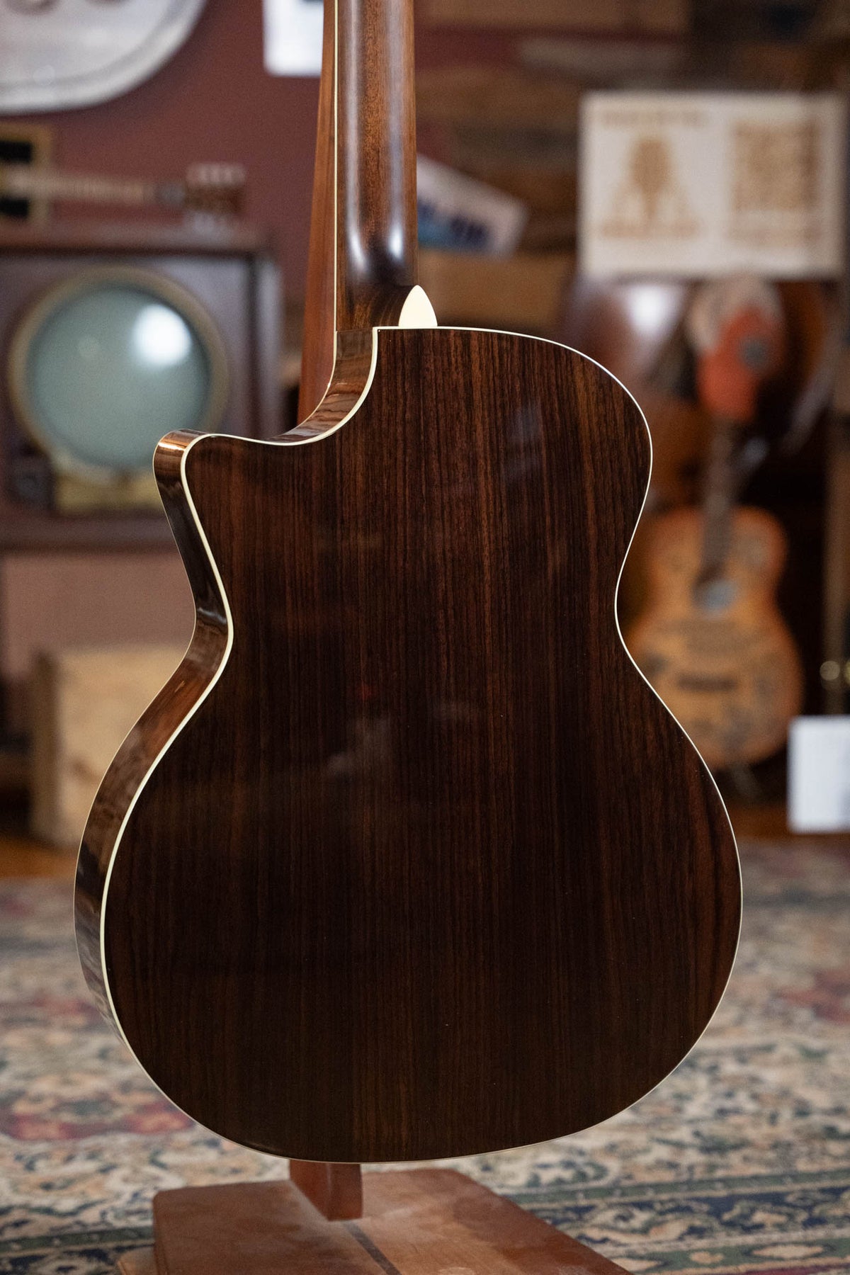 Eastman AC422CE Cutaway Grand Auditorium Acoustic-Electric Guitar #4735