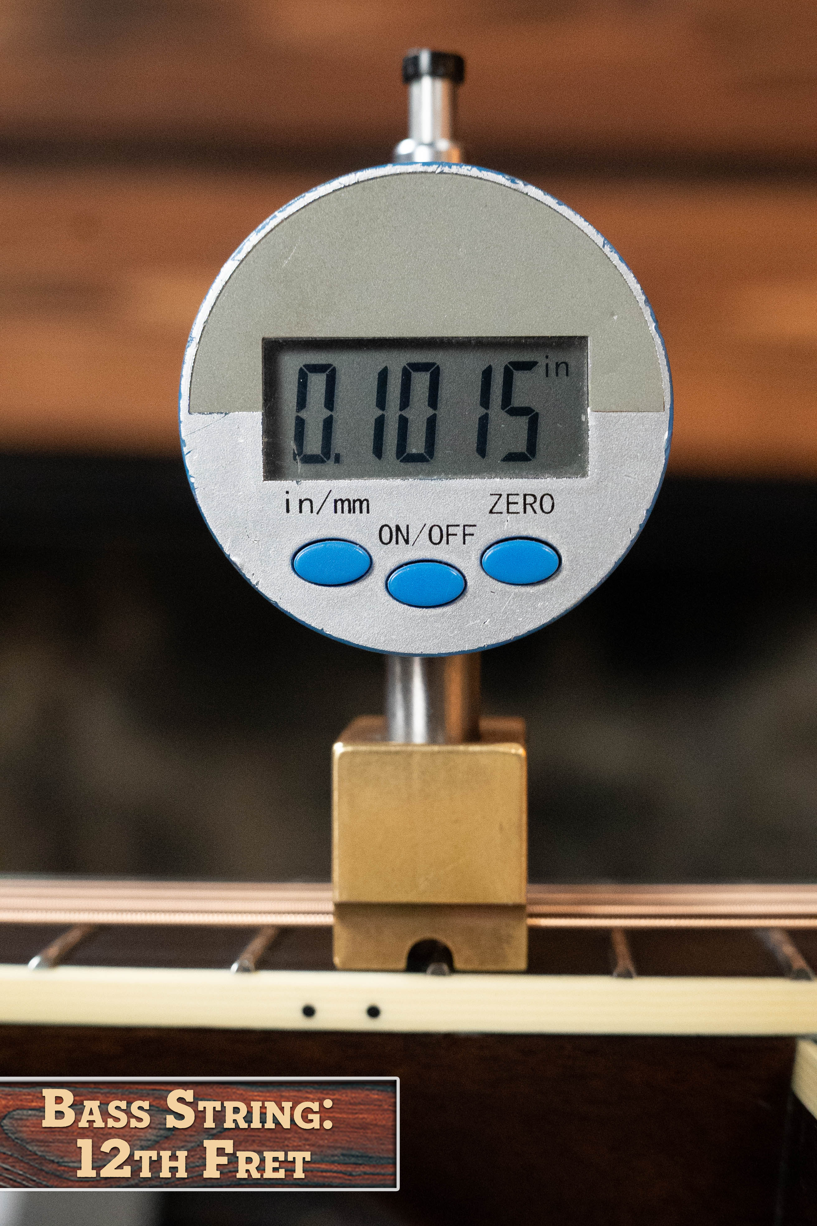 Eastman AC422CE Sitka/Rosewood Cutaway Grand Auditorium Guitar w/LR Baggs Pickup #9843