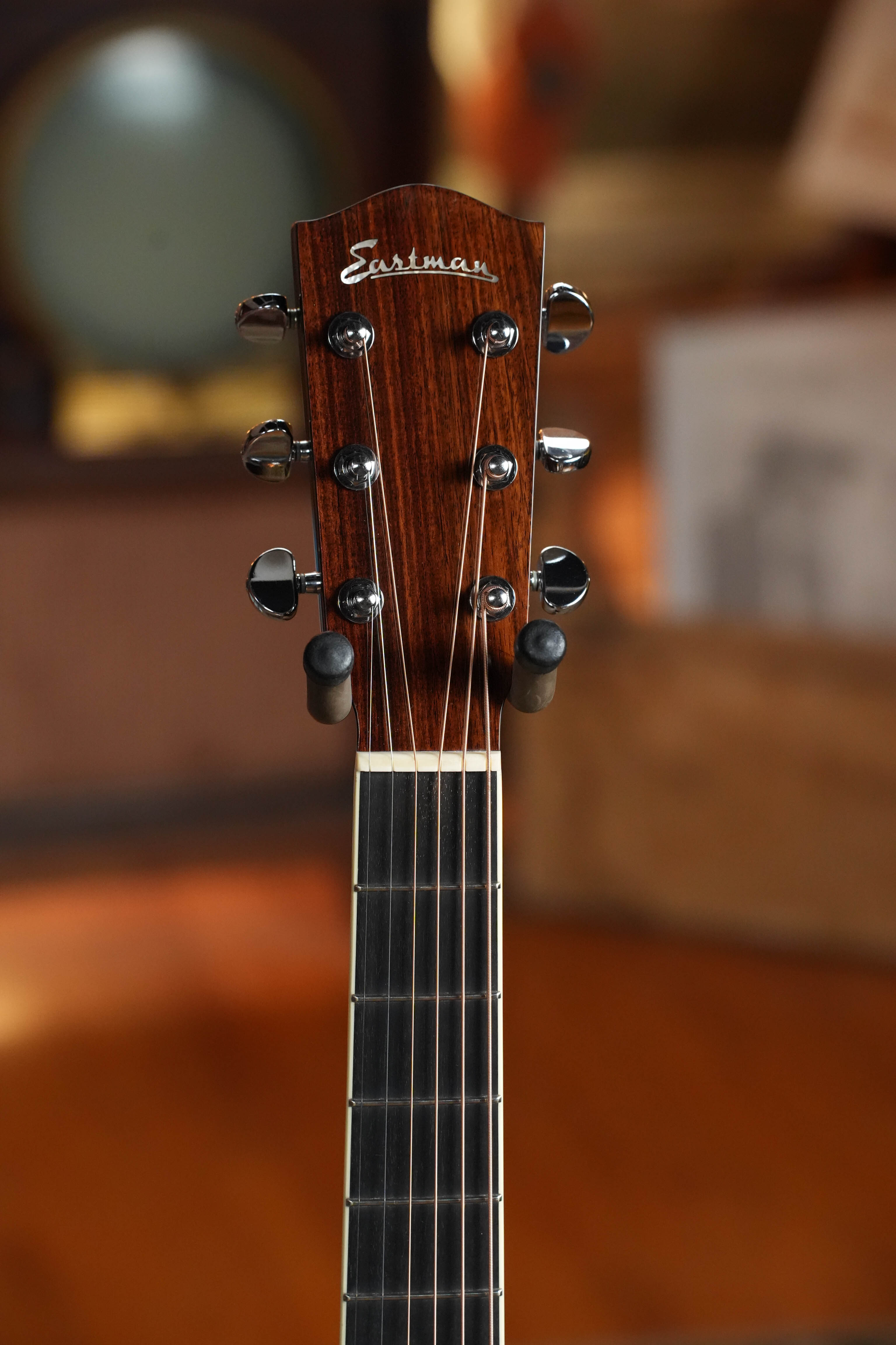 Eastman AC422LCE Sitka/Rosewood Left-Handed Cutaway Grand Auditorium Guitar w/LR Baggs Pickup #6040