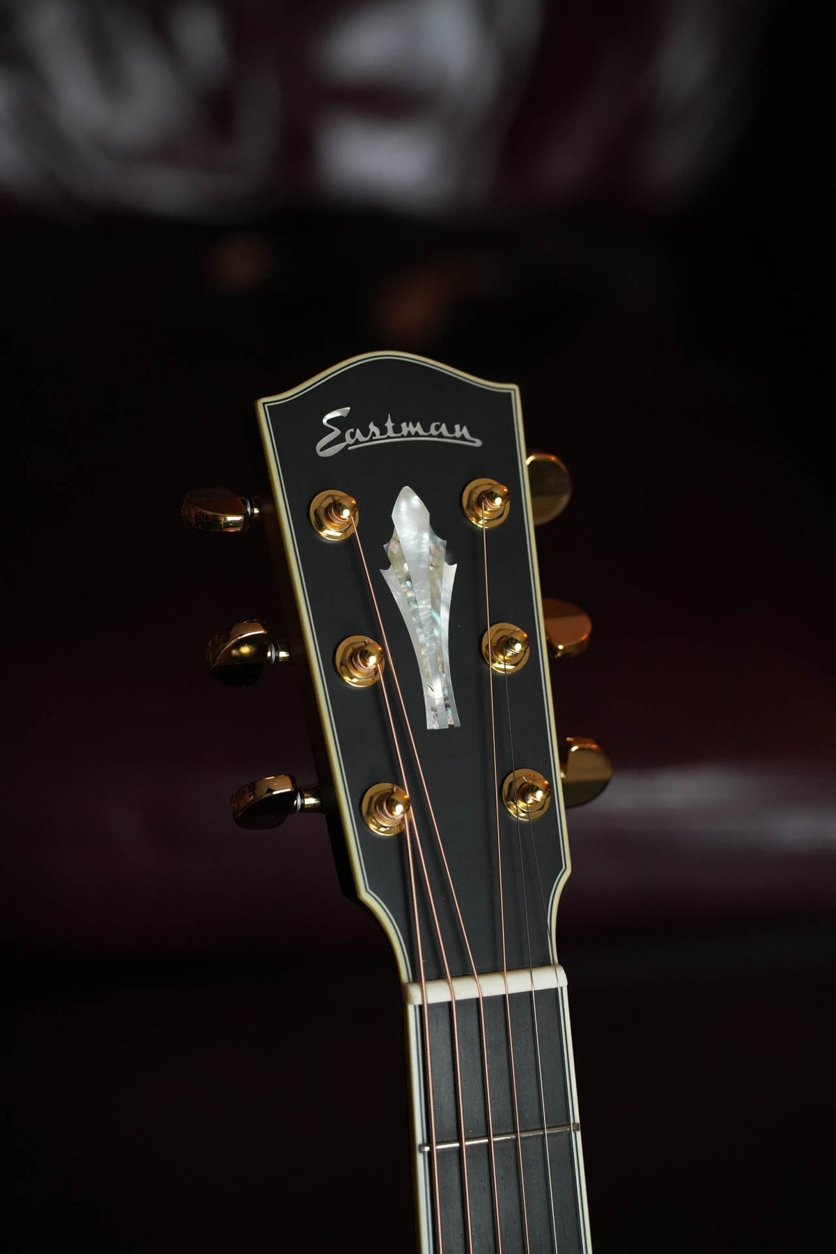 Eastman AC630-SB Sunburst Jumbo Acoustic Guitar #5811