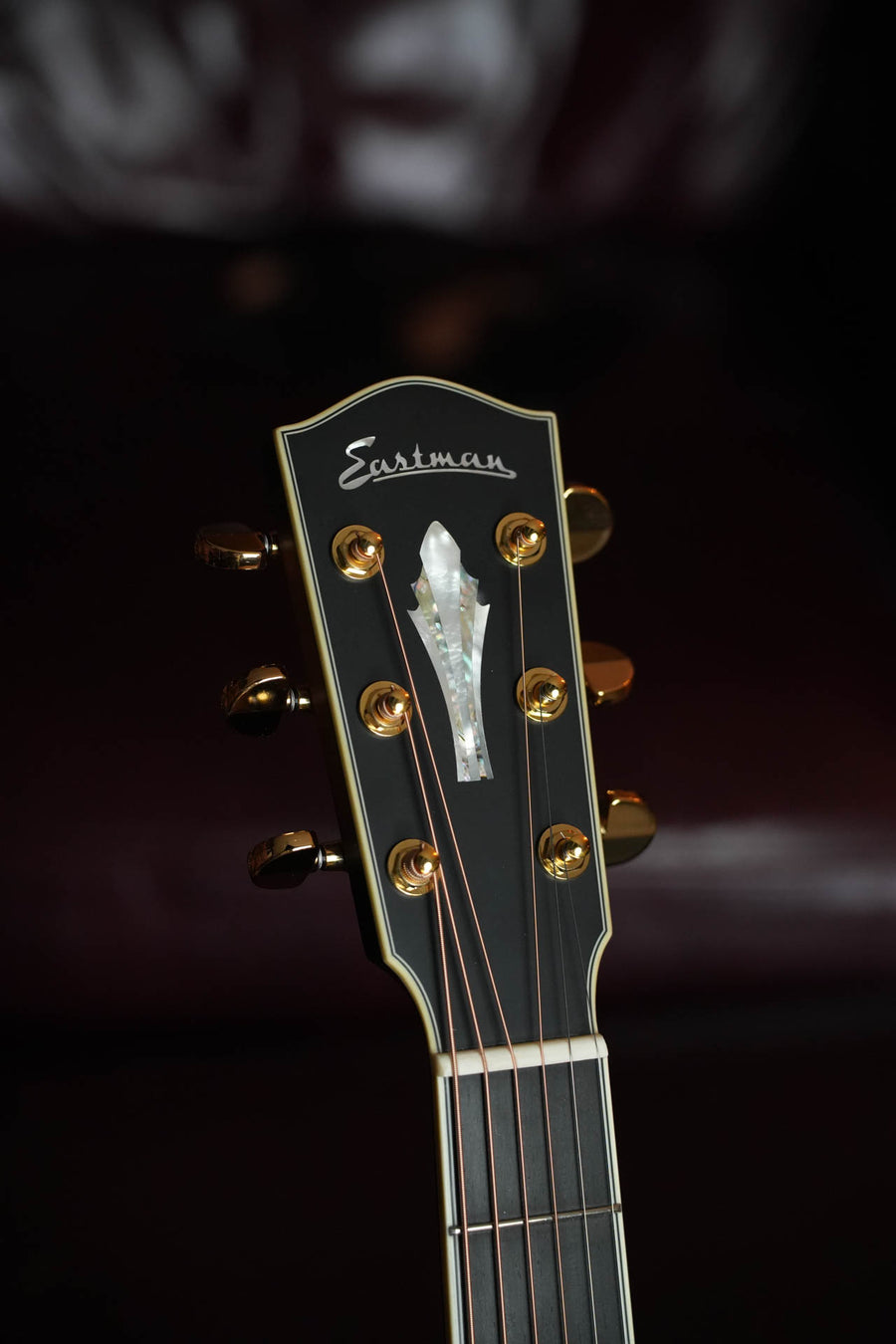 Eastman AC630-SB Sunburst Jumbo Acoustic Guitar #5811