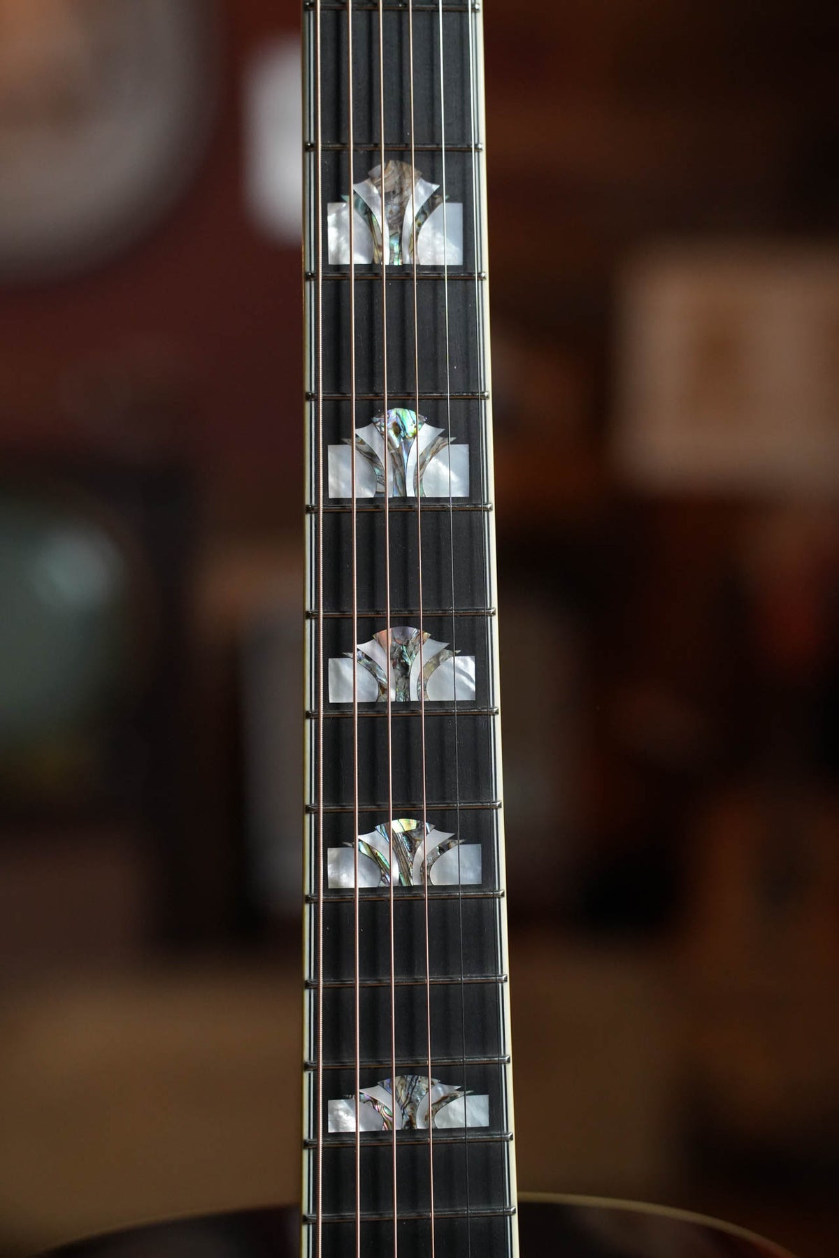 Eastman AC630-SB Sunburst Jumbo Acoustic Guitar #5811