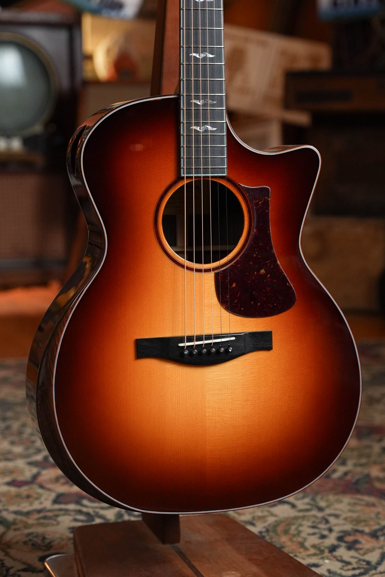 Eastman AC722CE-DF Dakota Fade Finish Grand Auditorium w/LR Baggs Pickup #4323