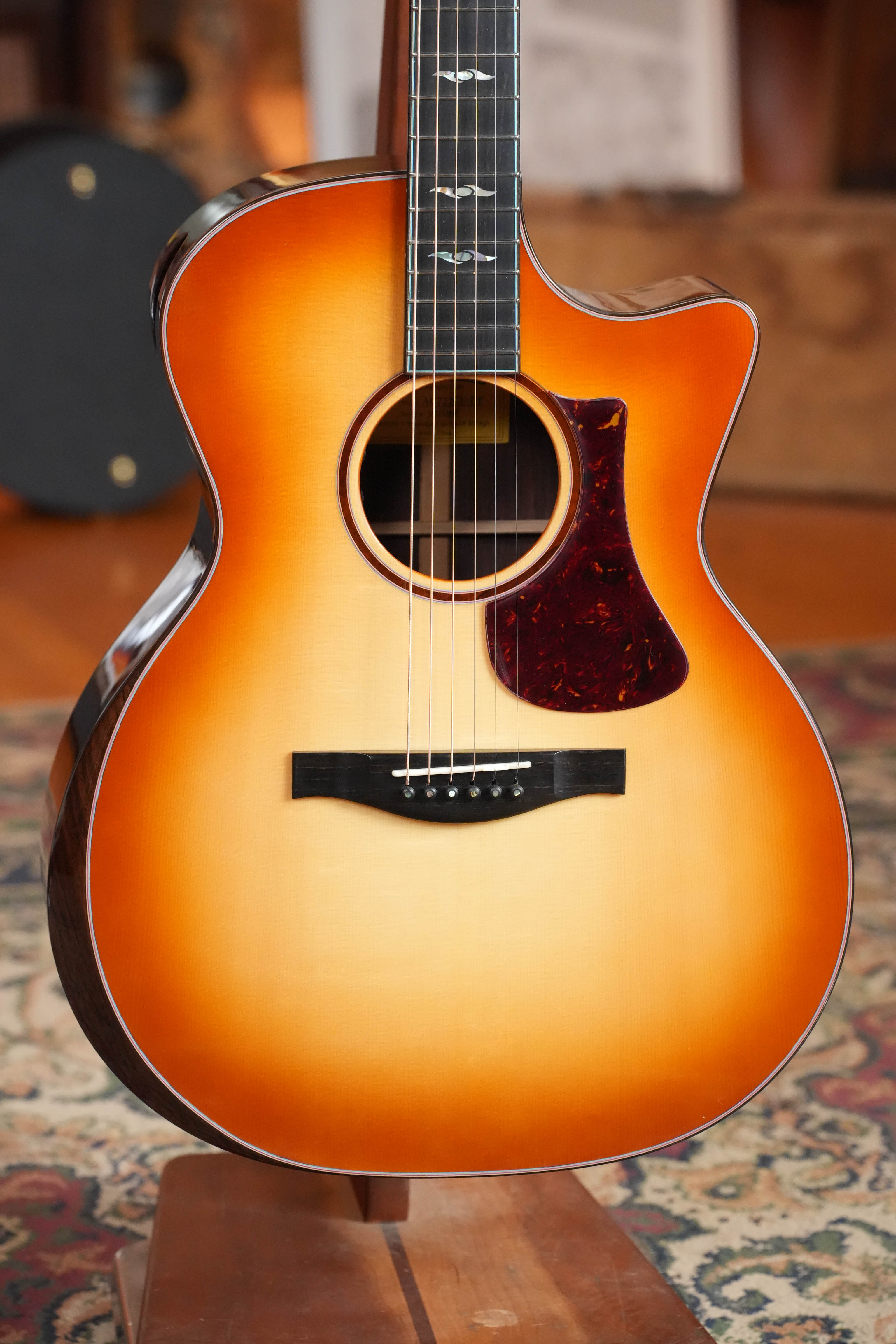 Eastman AC722CE-DF European Spruce/Rosewood Dakota Fade Finish Grand Auditorium w/LR Baggs Pickup #3648