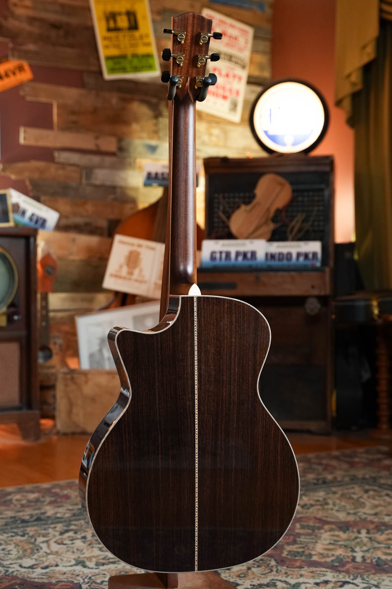 Eastman AC822CE Spruce/Rosewood Grand Auditorium Acoustic Guitar #1095