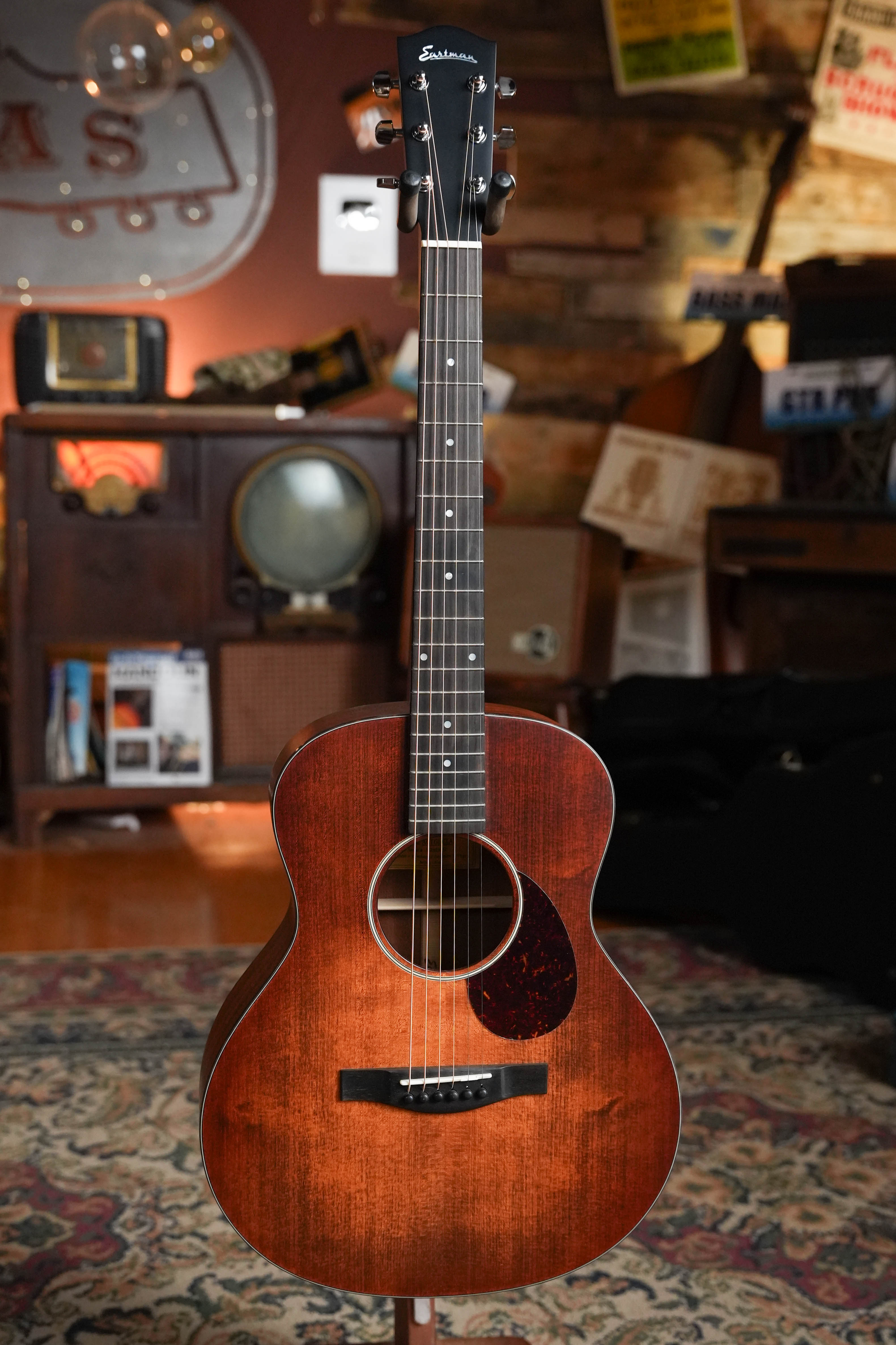 Eastman ACTG1-CLA Classic Finish Travel Guitar #3032