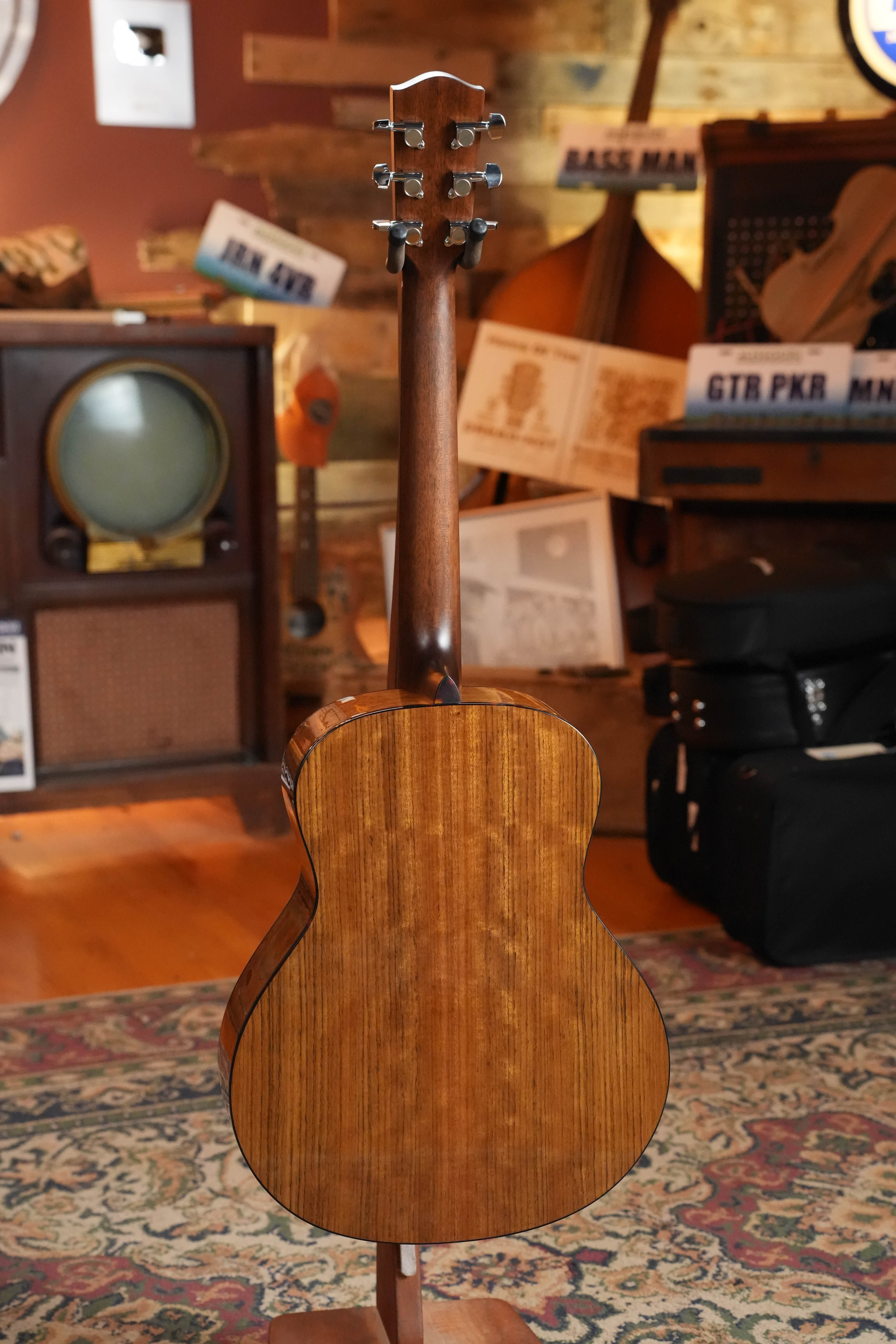 Eastman ACTG2E-DLX Sitka/Ovangkol Travel Guitar w/Fishman Pickup #2361