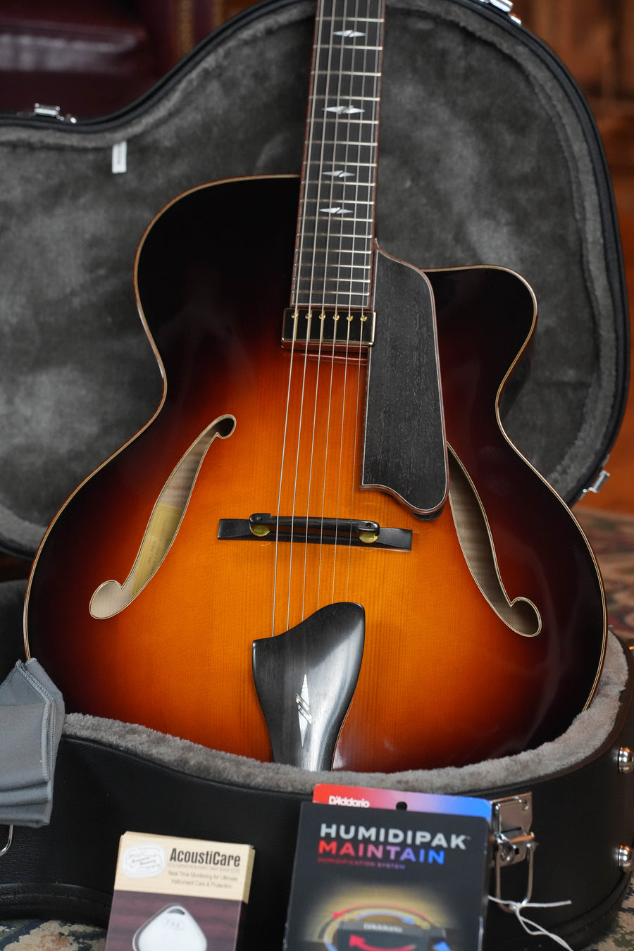 Eastman AR905CE Thermo-Cured Archtop Acoustic-Electric Guitar #0217