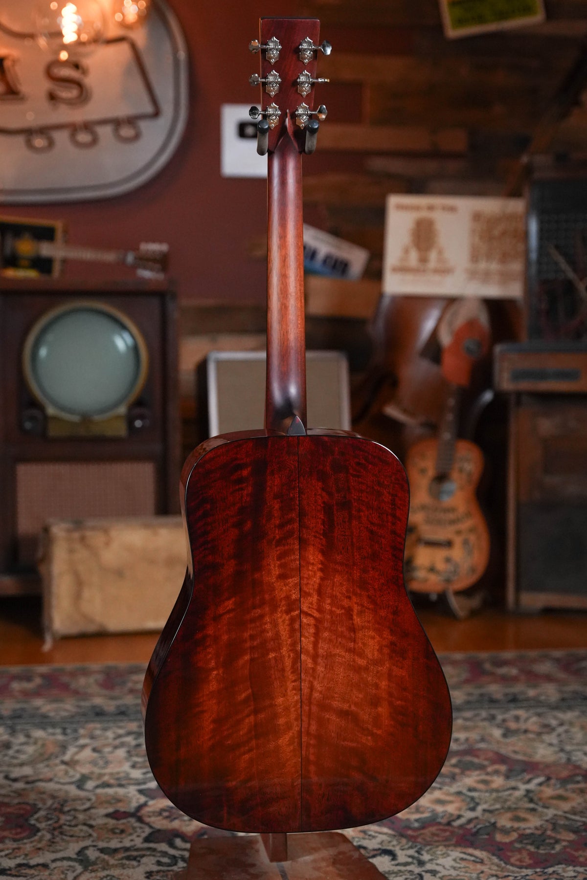Eastman E10D-TC-SB Sunburst Dreadnought Acoustic Guitar #4182