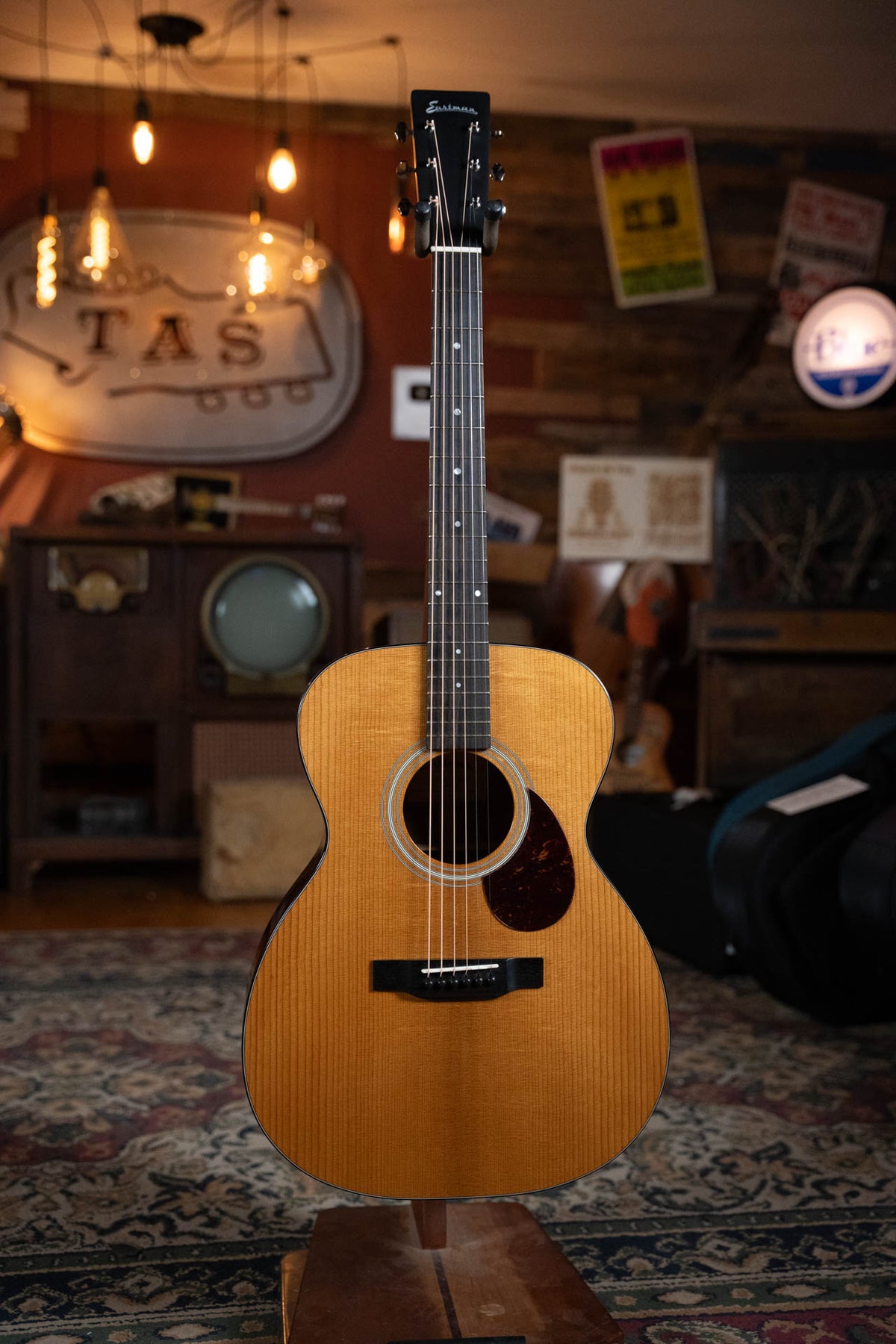Eastman E10OM-TC Orchestra Model Acoustic Guitar #2840