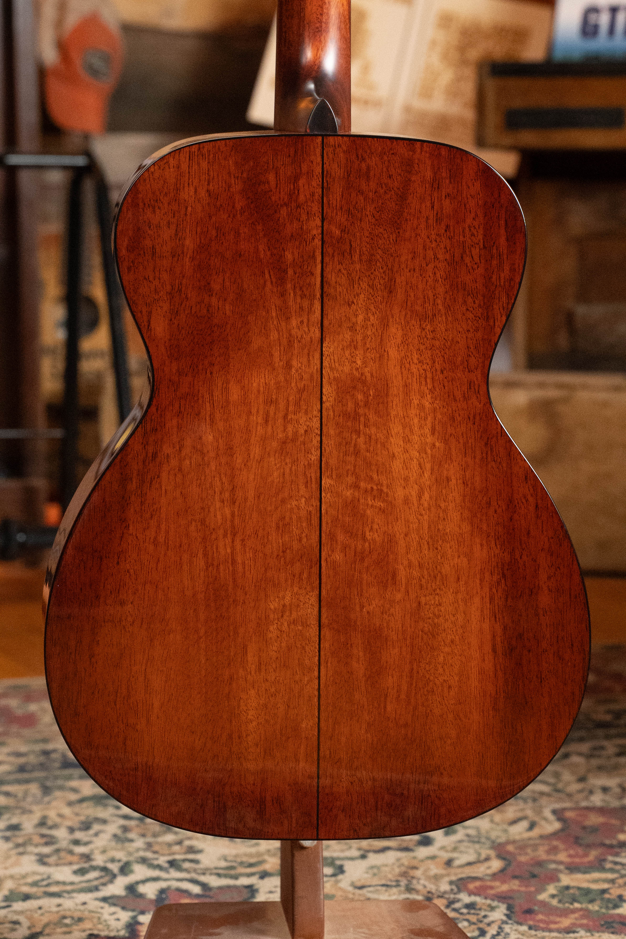 Eastman E10OM-TC Thermo-Cured Adirondack/Mahogany Orchestra Model Acoustic Guitar #2073