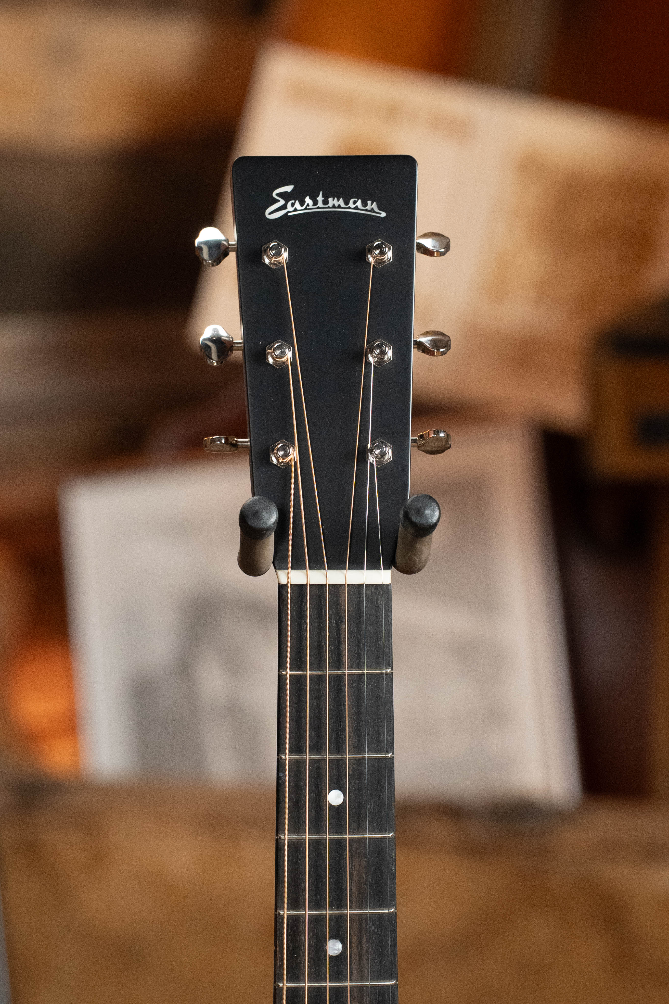 Eastman E10OM-TC Thermo-Cured Adirondack/Mahogany Orchestra Model Acoustic Guitar #2073