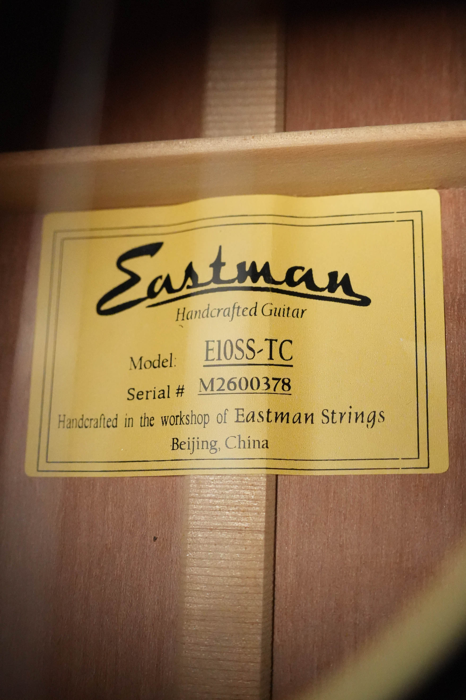 Eastman E10SS-TC Thermo-Cured Adirondack/Mahogany Sunburst Slope Shoulder Dreadnought Acoustic Guitar #0378
