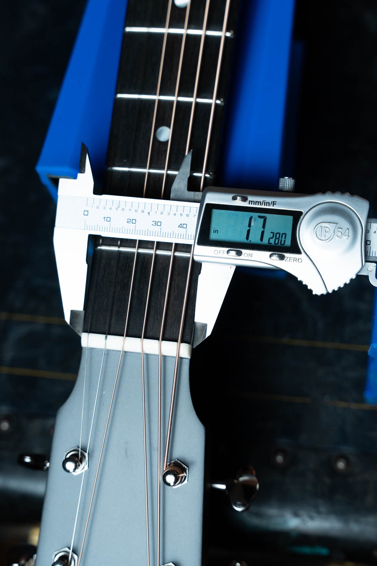 Eastman E10SS-TC Thermo-Cured Adirondack/Mahogany Sunburst Slope Shoulder Dreadnought Acoustic Guitar #3226