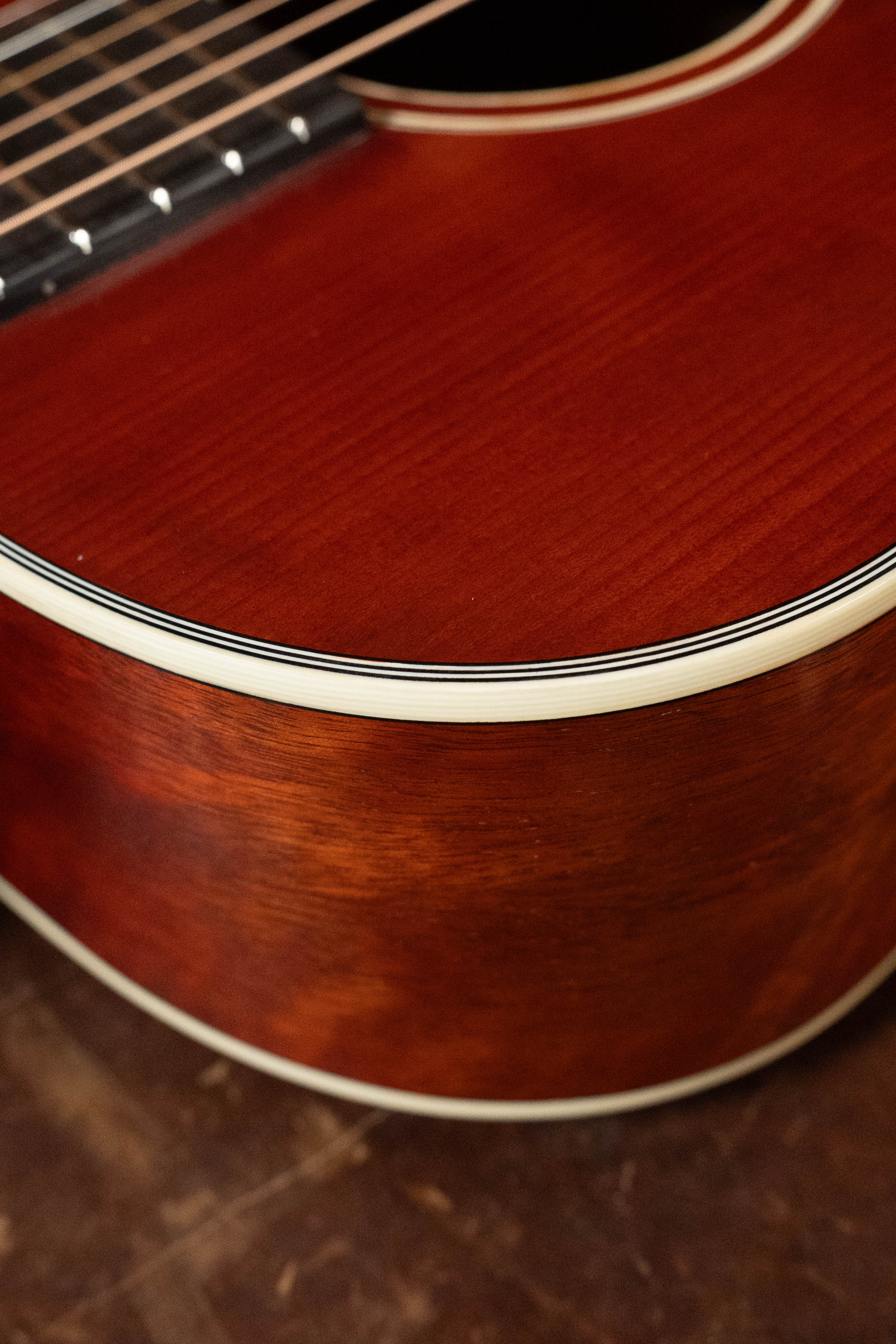 Eastman E10SS/V Adirondack/Mahogany Antique Classic Finish Slope Shoulder Dreadnought Acoustic Guitar #0361