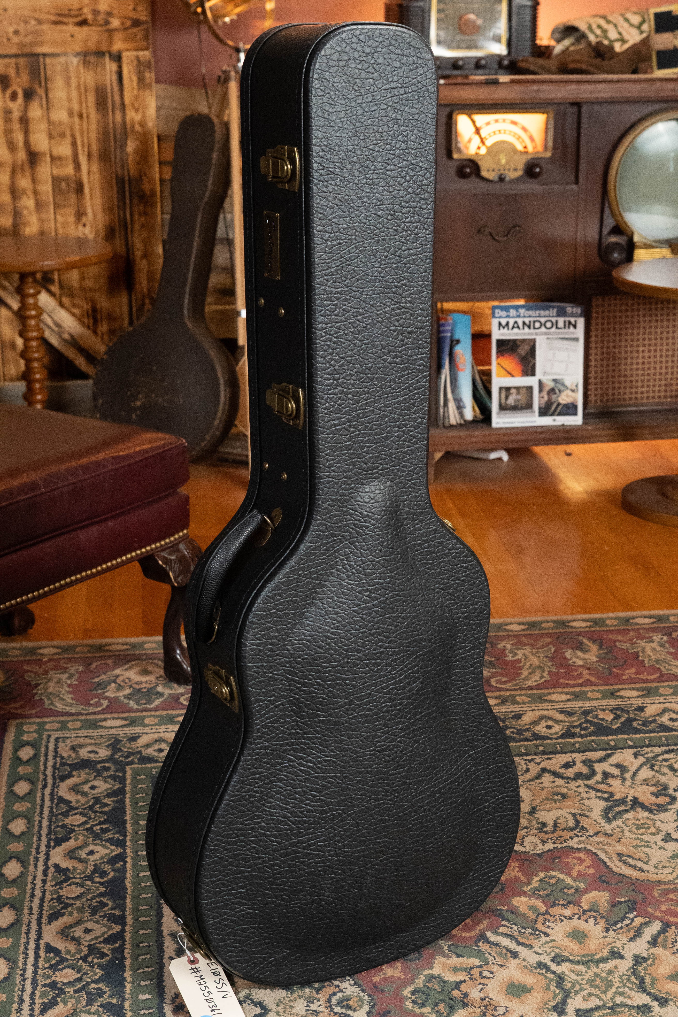 Eastman E10SS/V Adirondack/Mahogany Antique Classic Finish Slope Shoulder Dreadnought Acoustic Guitar #0361