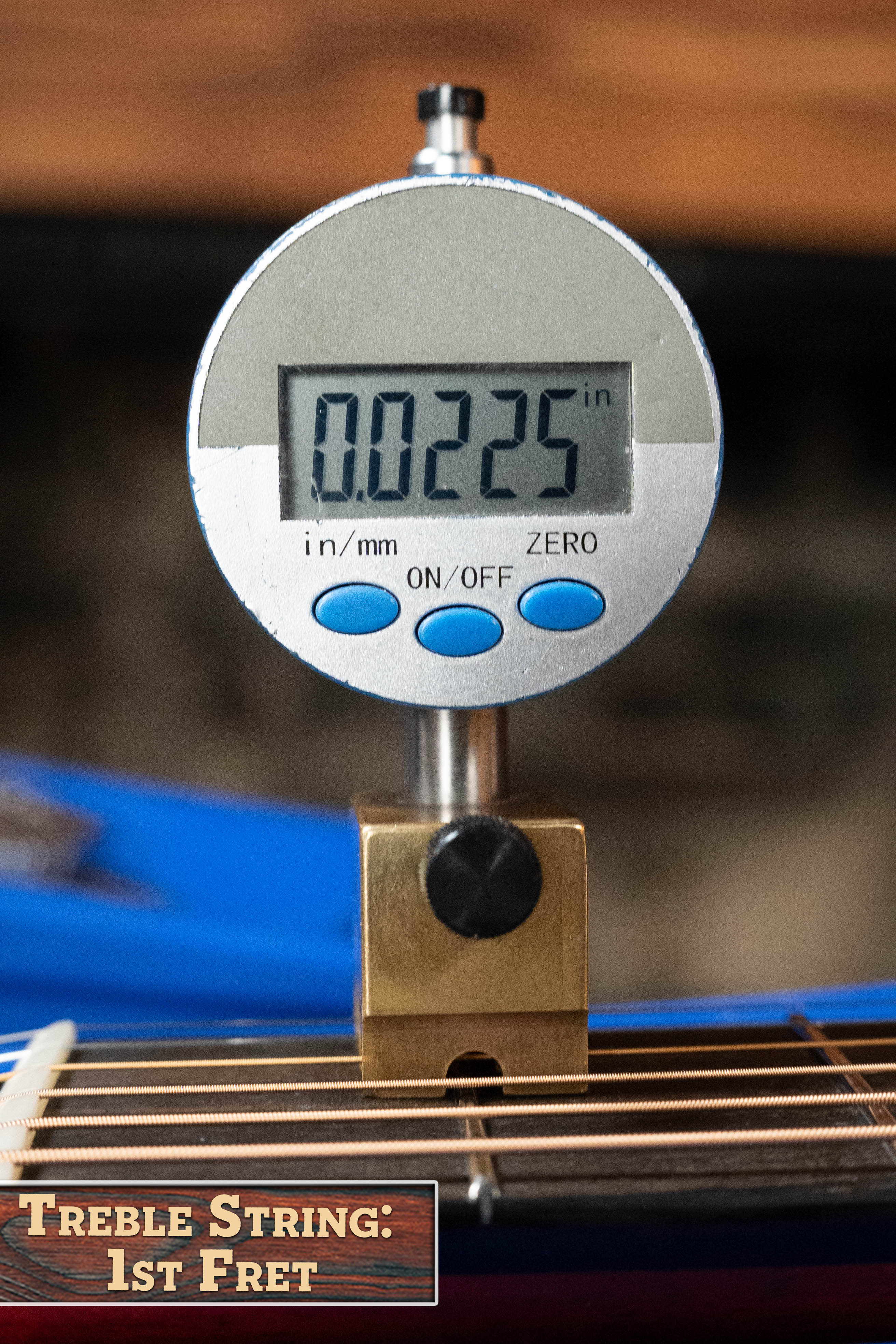 Eastman E10SS/V Adirondack/Mahogany Antique Classic Finish Slope Shoulder Dreadnought Acoustic Guitar #0361