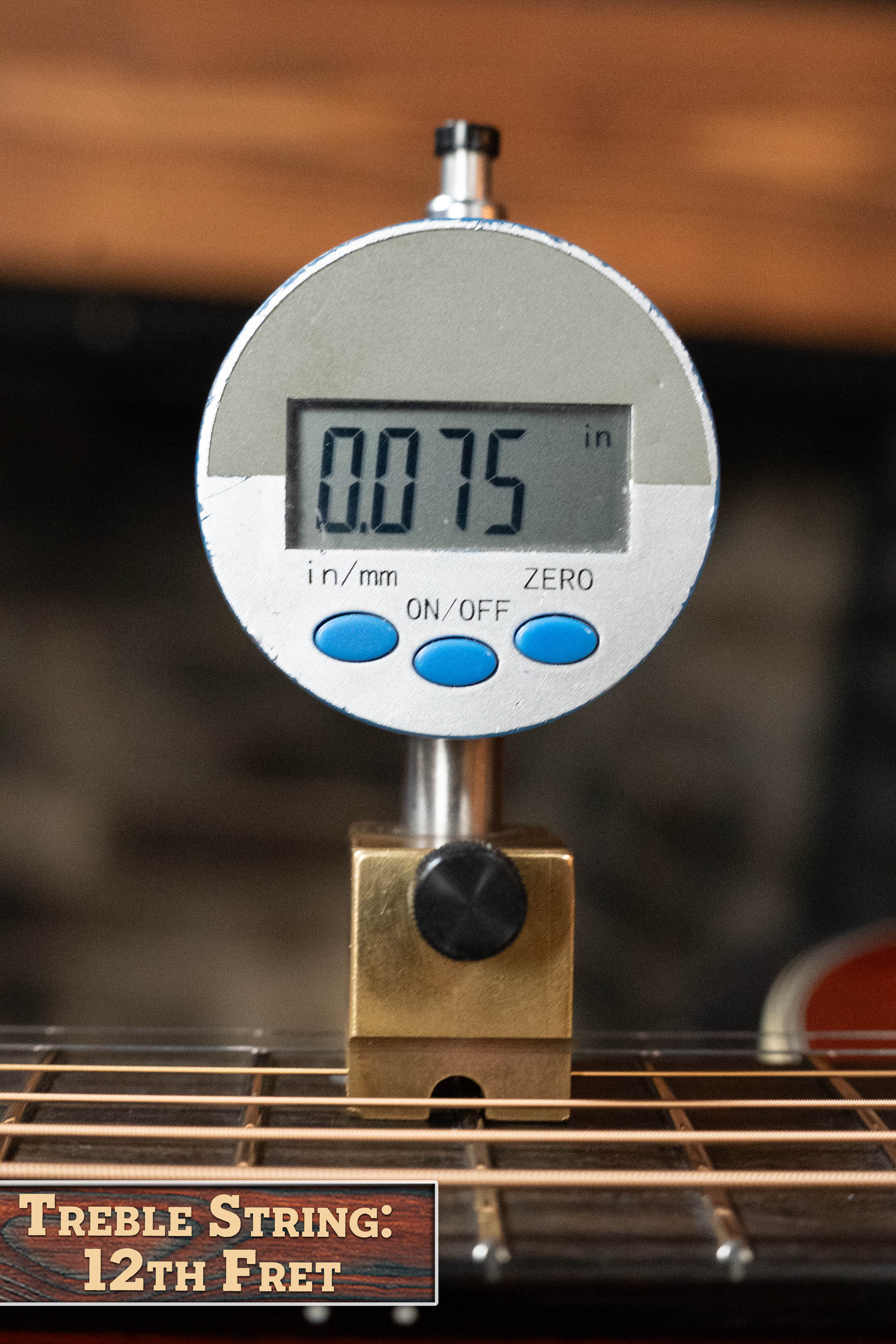 Eastman E10SS/V Adirondack/Mahogany Antique Classic Finish Slope Shoulder Dreadnought Acoustic Guitar #0361