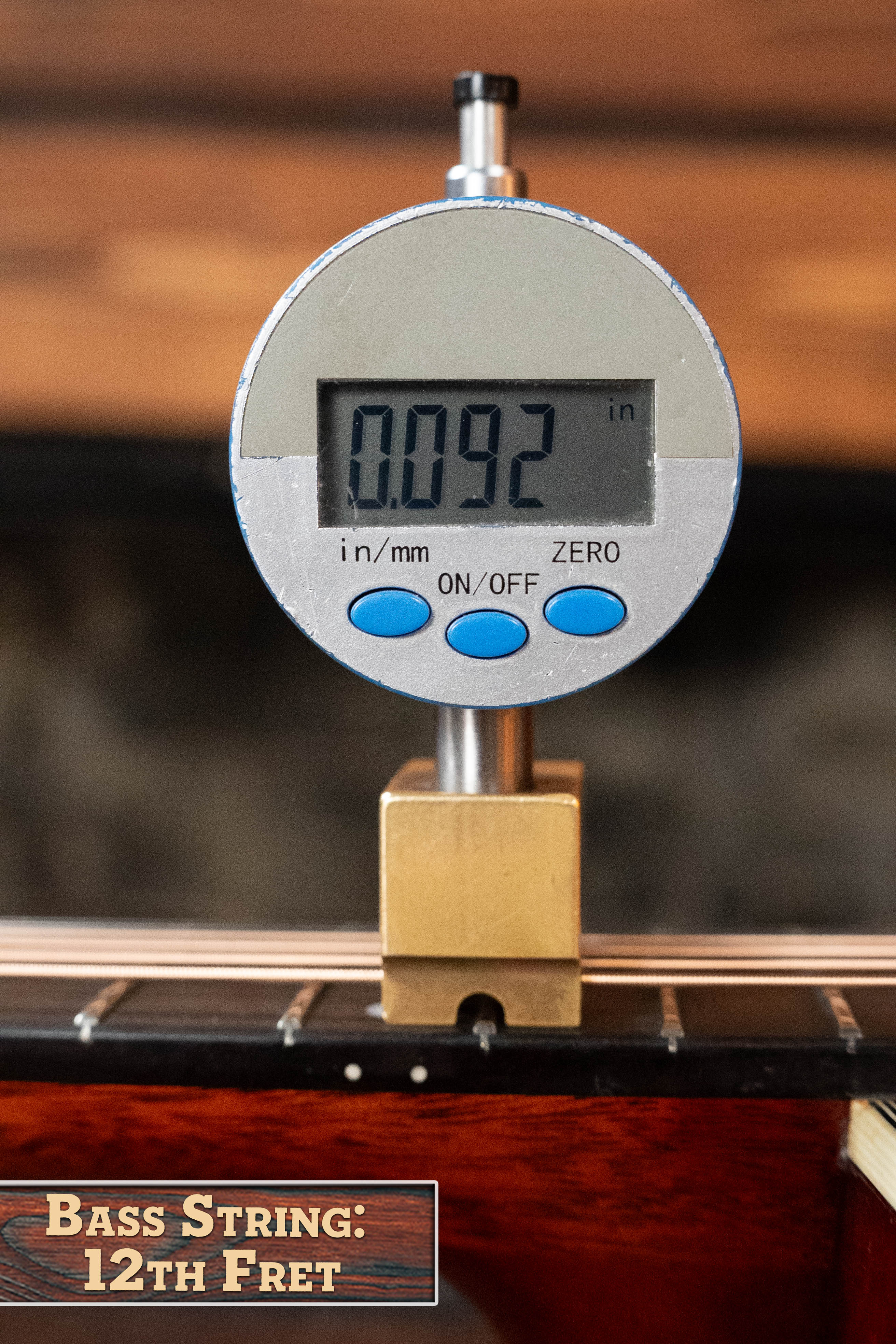 Eastman E10SS/V Adirondack/Mahogany Antique Classic Finish Slope Shoulder Dreadnought Acoustic Guitar #0363