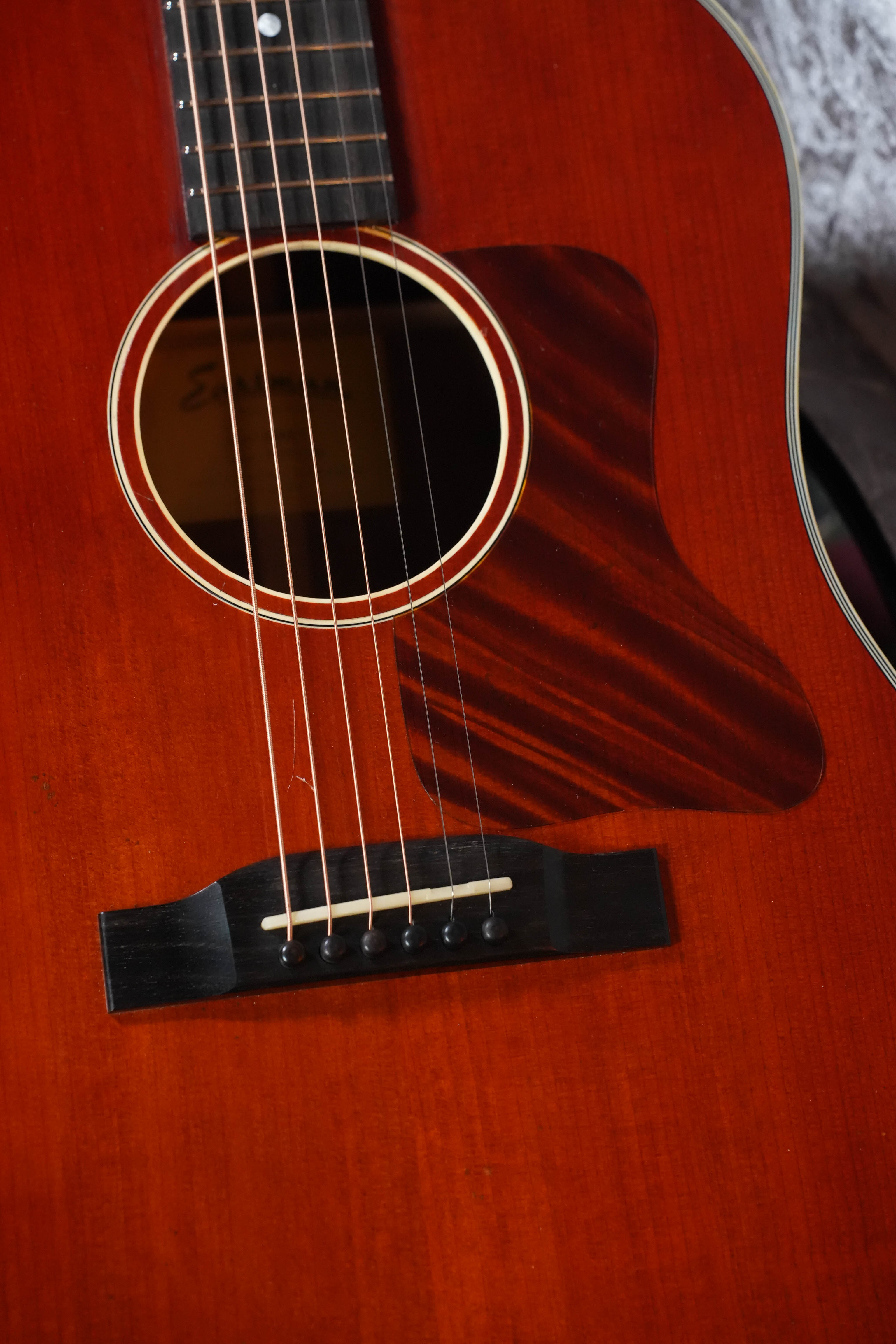 Eastman E10SS/V Adirondack/Mahogany Antique Classic Finish Slope Shoulder Dreadnought Acoustic Guitar #0366