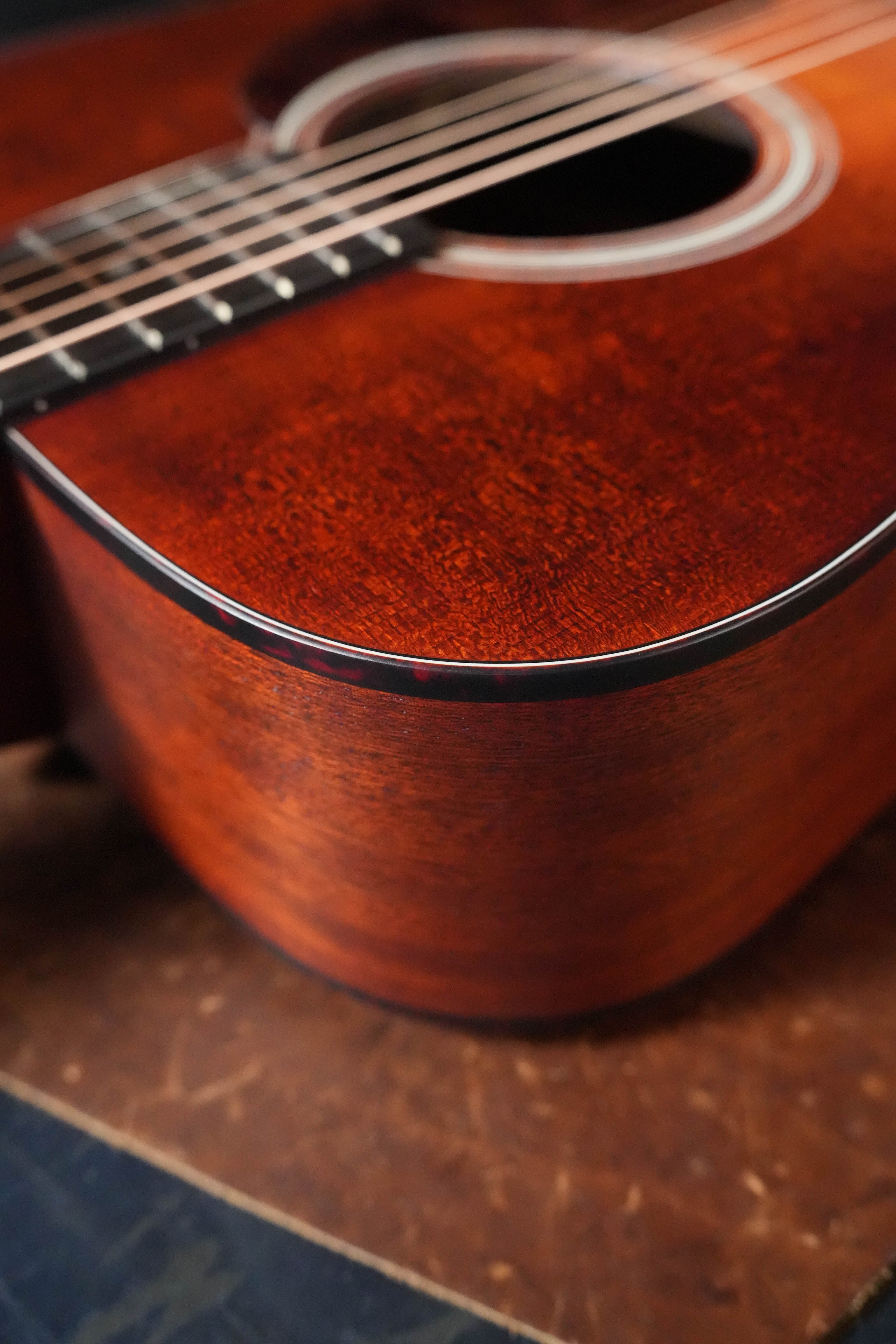 Eastman E1D-CLA Classic Finish Dreadnought Acoustic Guitar #1172