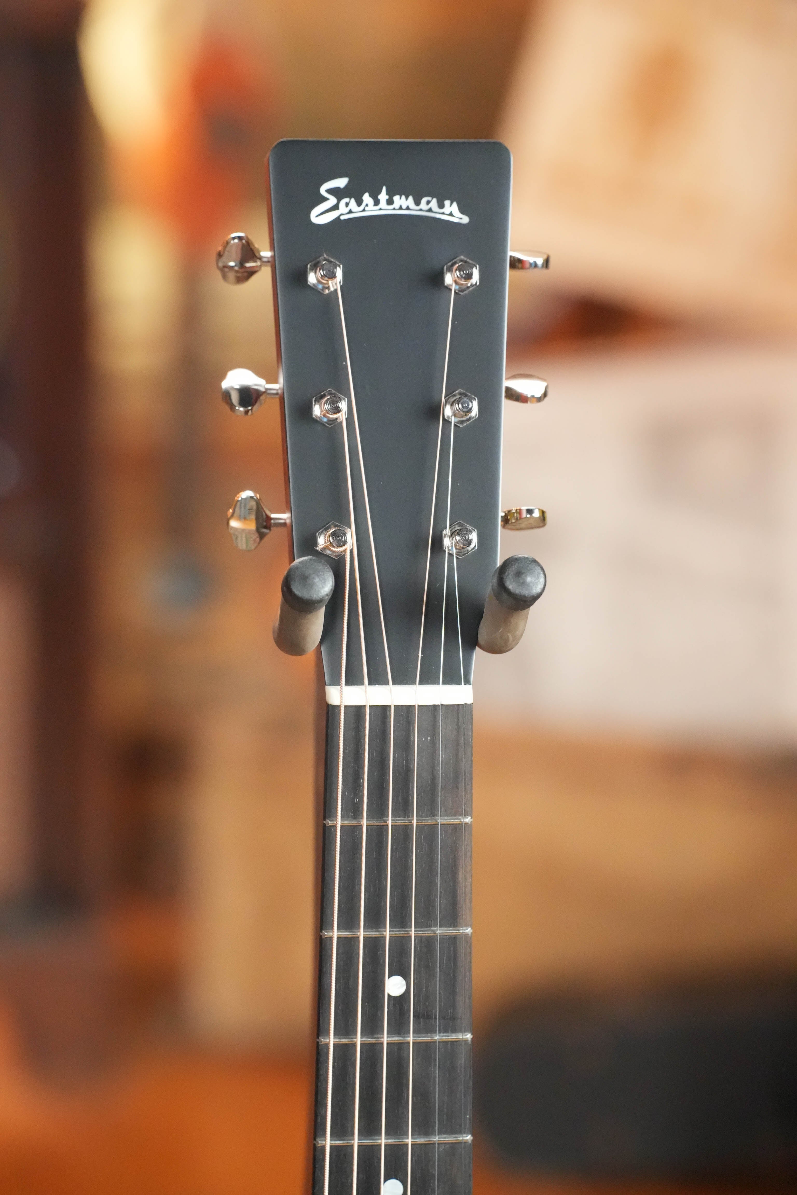 Eastman E1D-CLA Classic Finish Dreadnought Acoustic Guitar #9747