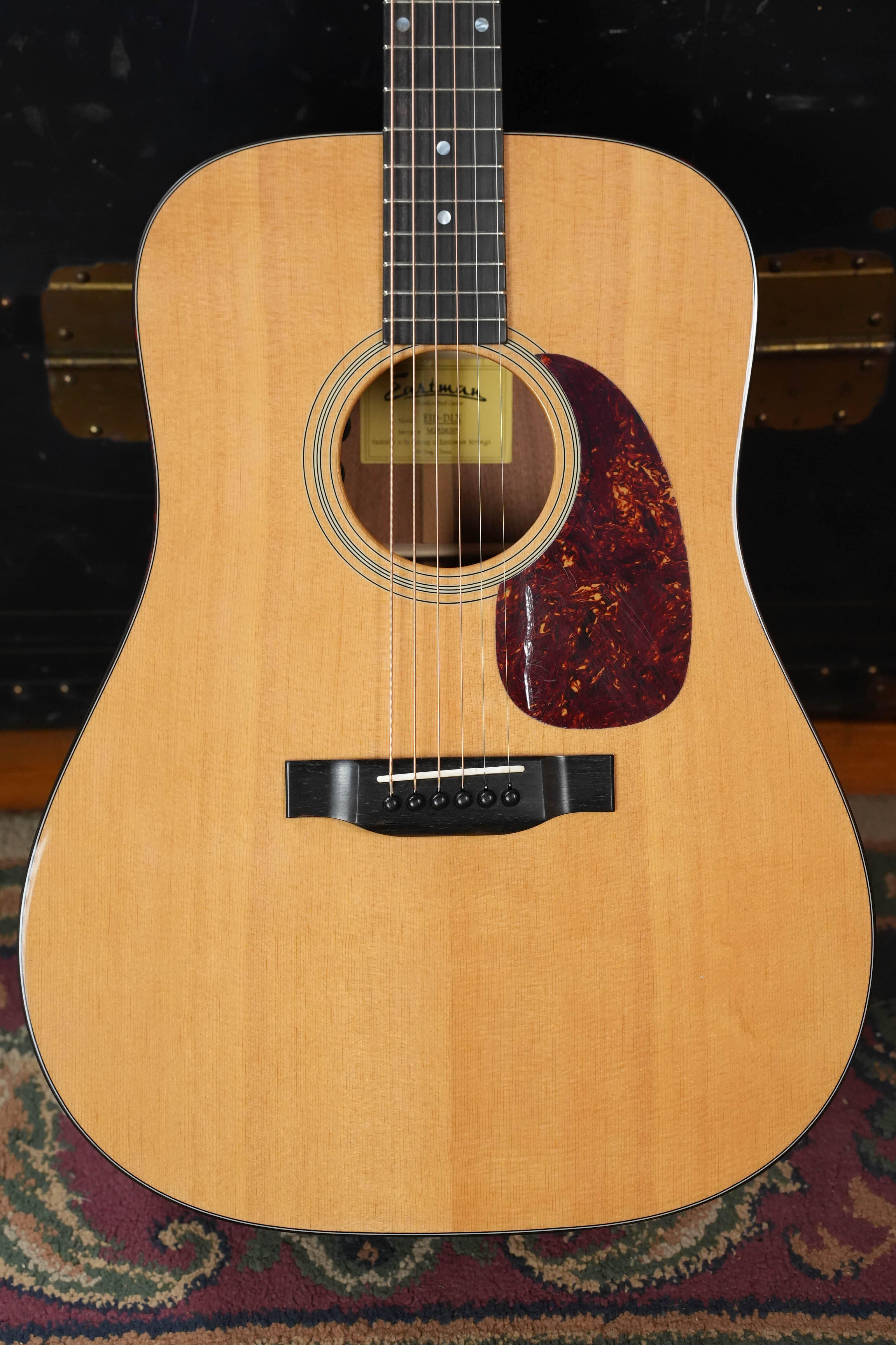 Eastman E1D-DLX Natural Gloss Dreadnought Acoustic Guitar w/Electronics #6217