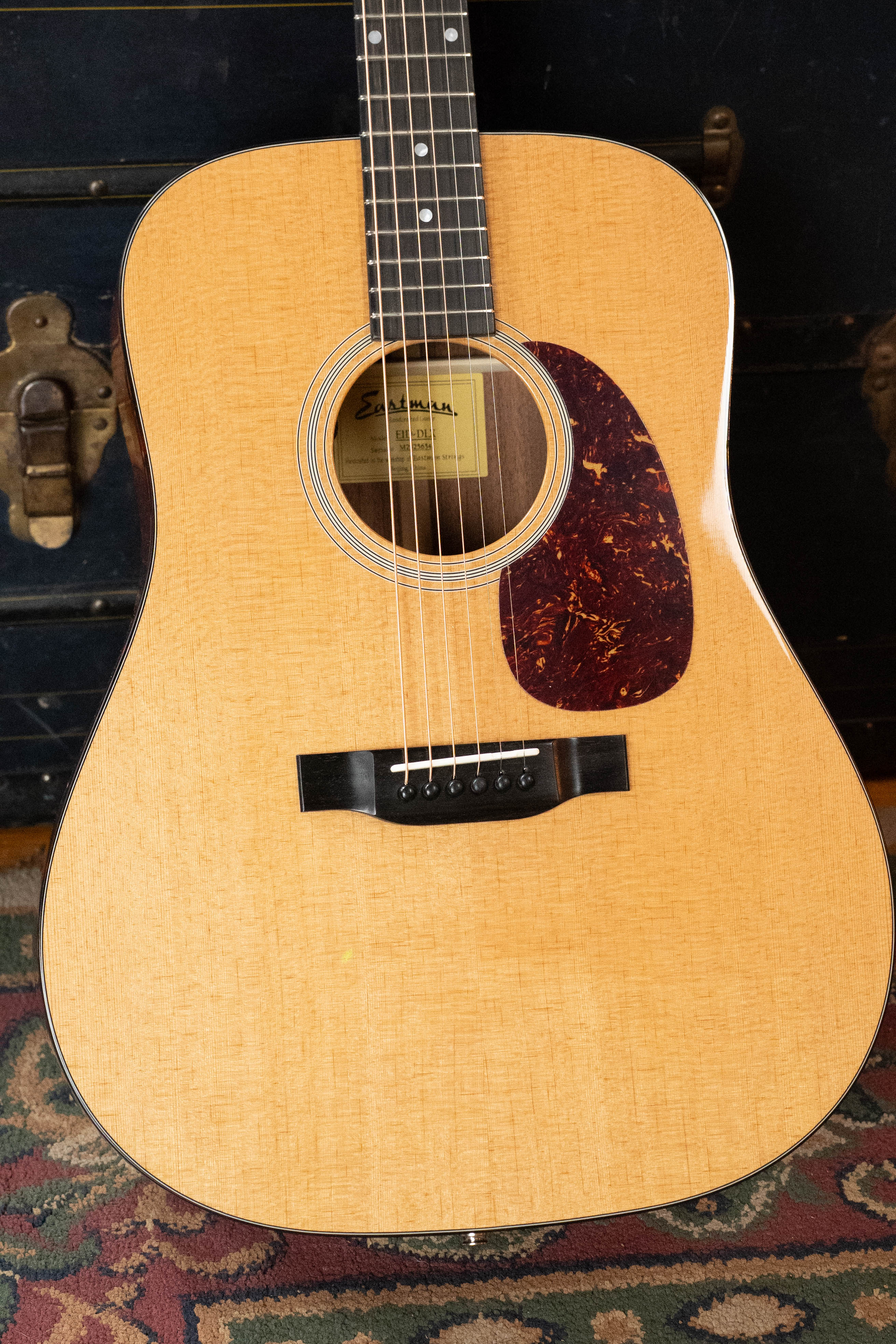 Eastman E1D-DLX Sitka/Sapele Dreadnought Guitar w/Fishman Pickup #5654