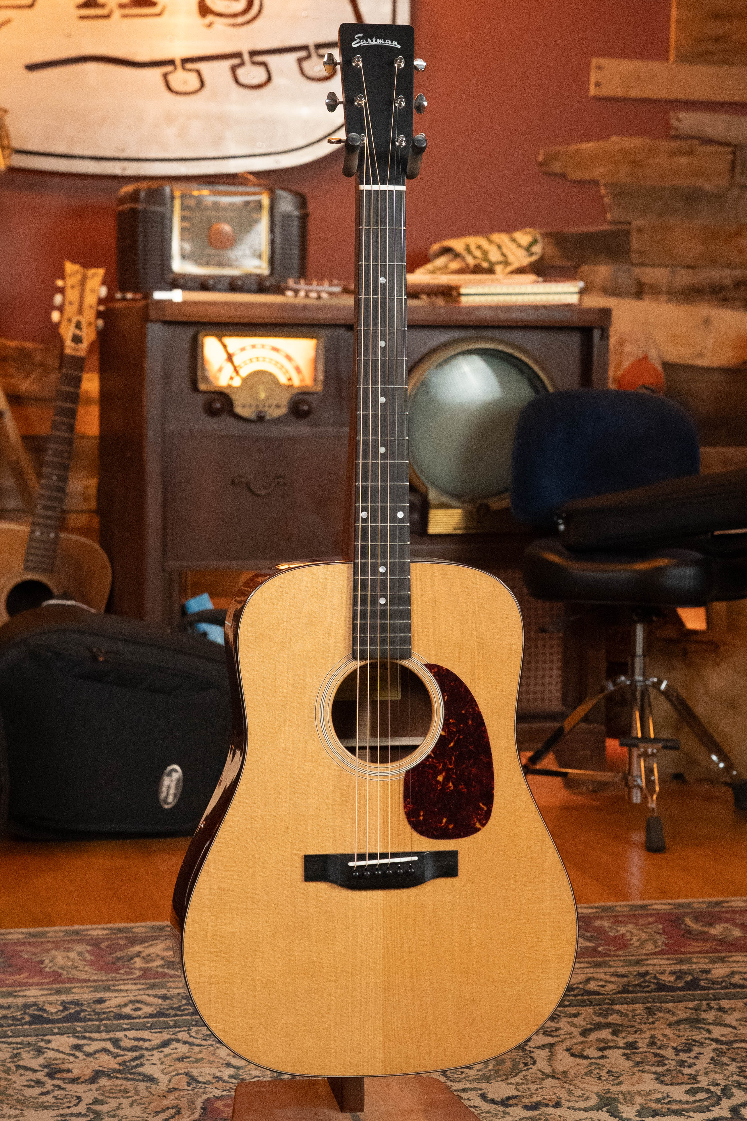 Eastman E1D-DLX Sitka/Sapele Dreadnought Guitar w/Fishman Pickup #7725