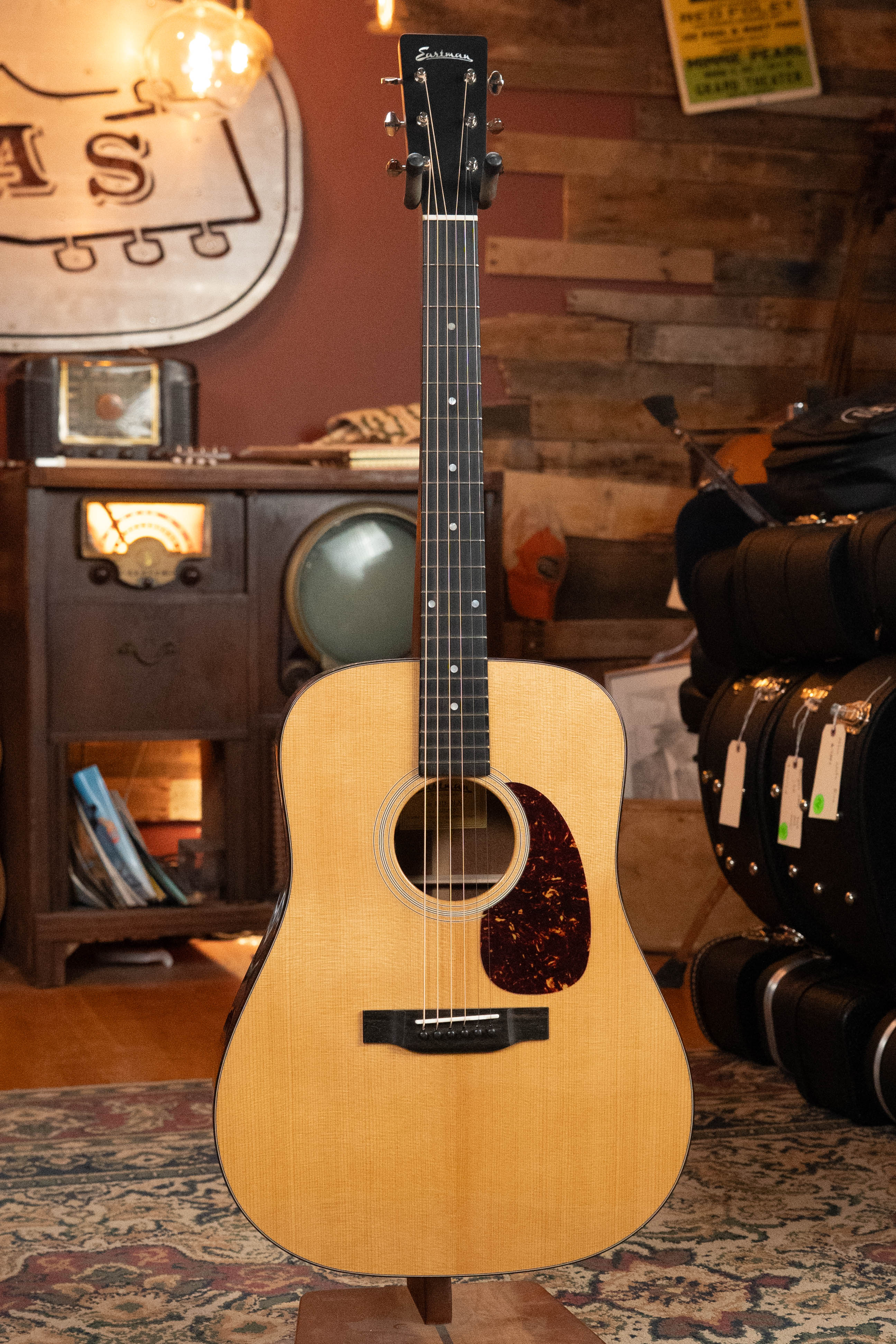 Eastman E1D-DLX Sitka/Sapele Dreadnought Guitar w/Fishman Pickup #8435