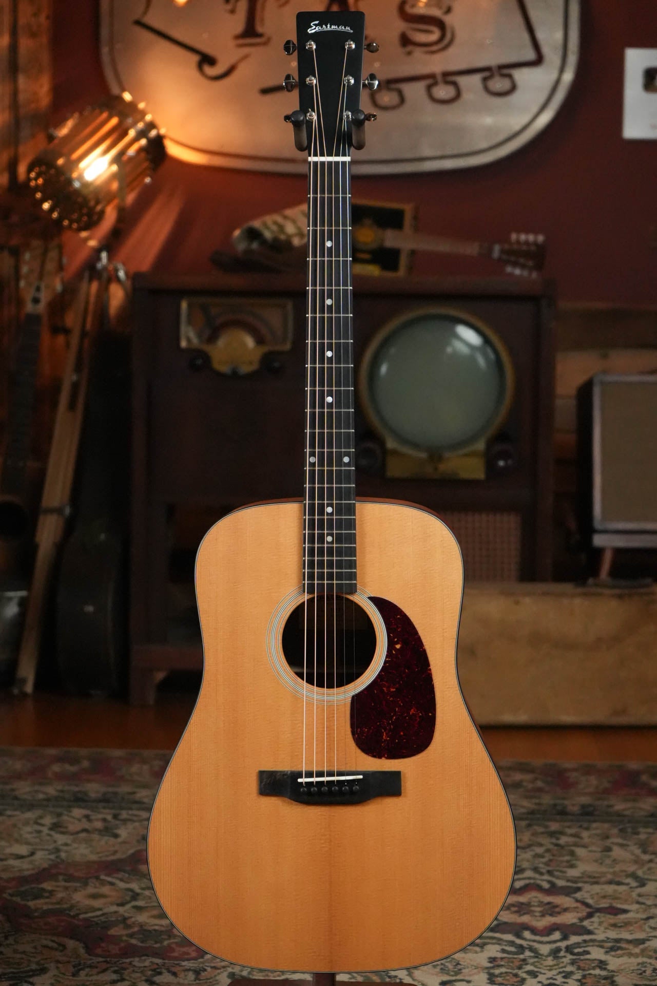 Eastman E1D Sitka/Sapele Dreadnought Acoustic Guitar #1975