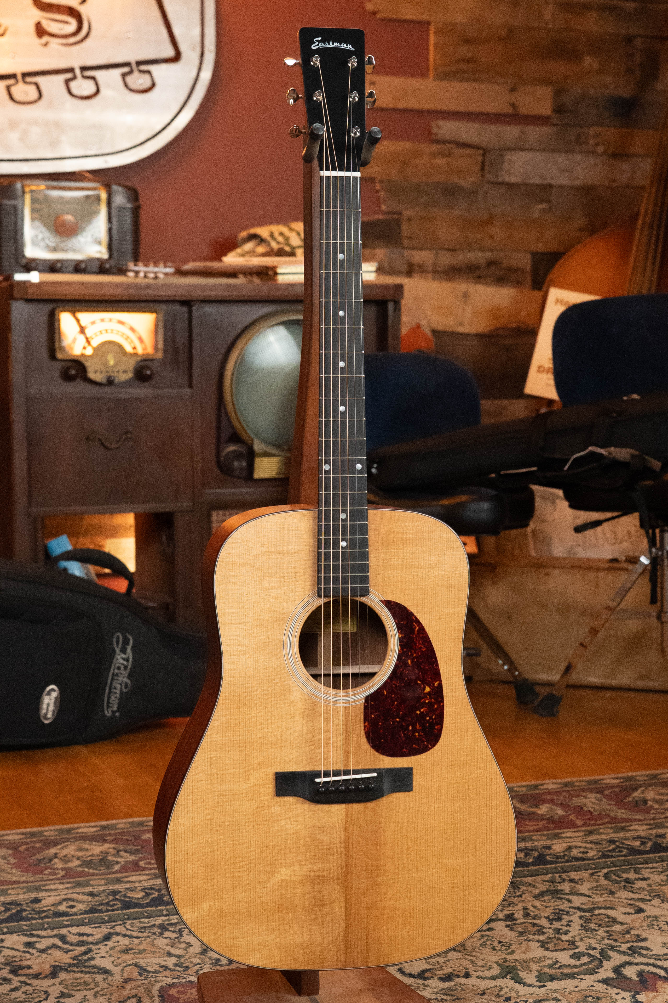 Eastman E1D Sitka/Sapele Dreadnought Acoustic Guitar #7790