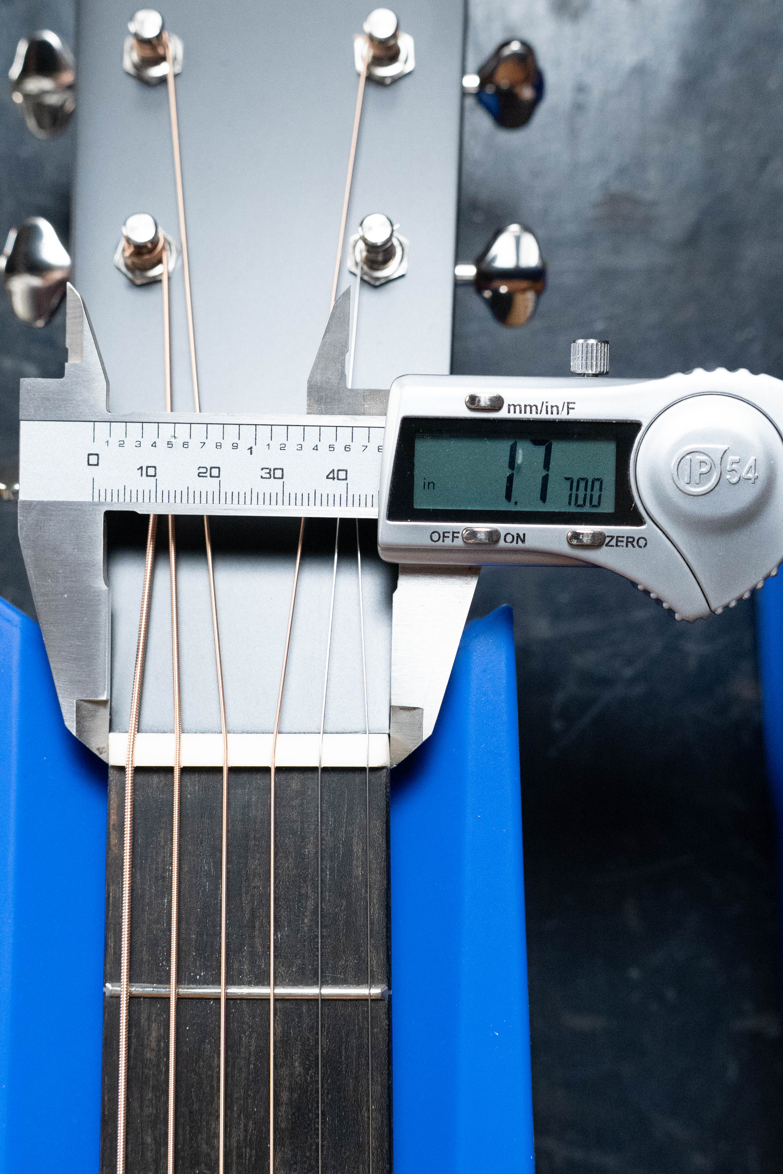 Eastman E1OM-CLA All Solid Sitka/Sapele Classic Finish Orchestra Model Acoustic Guitar #7774