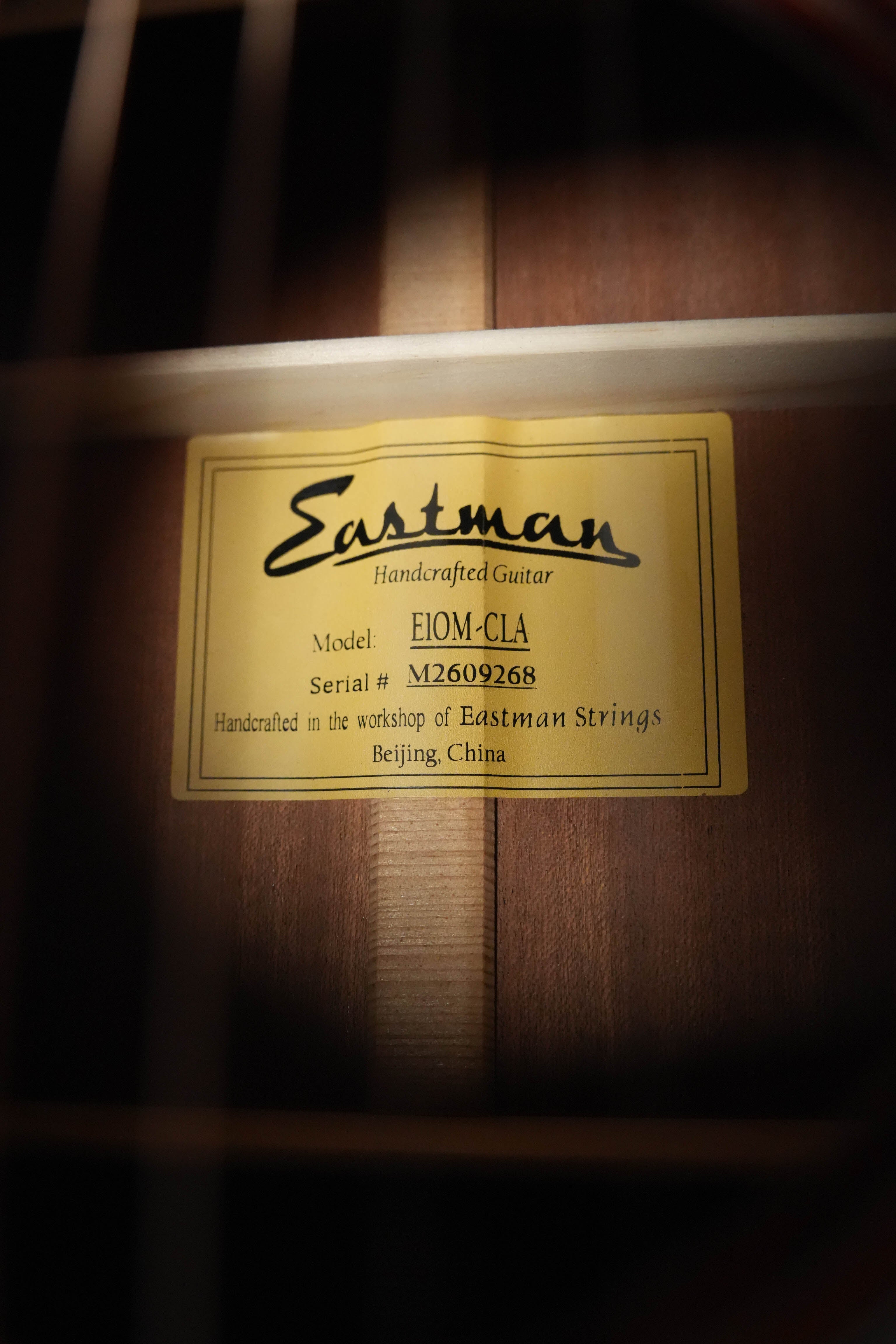 Eastman E1OM-CLA All Solid Sitka/Sapele Classic Finish Orchestra Model Acoustic Guitar #9268