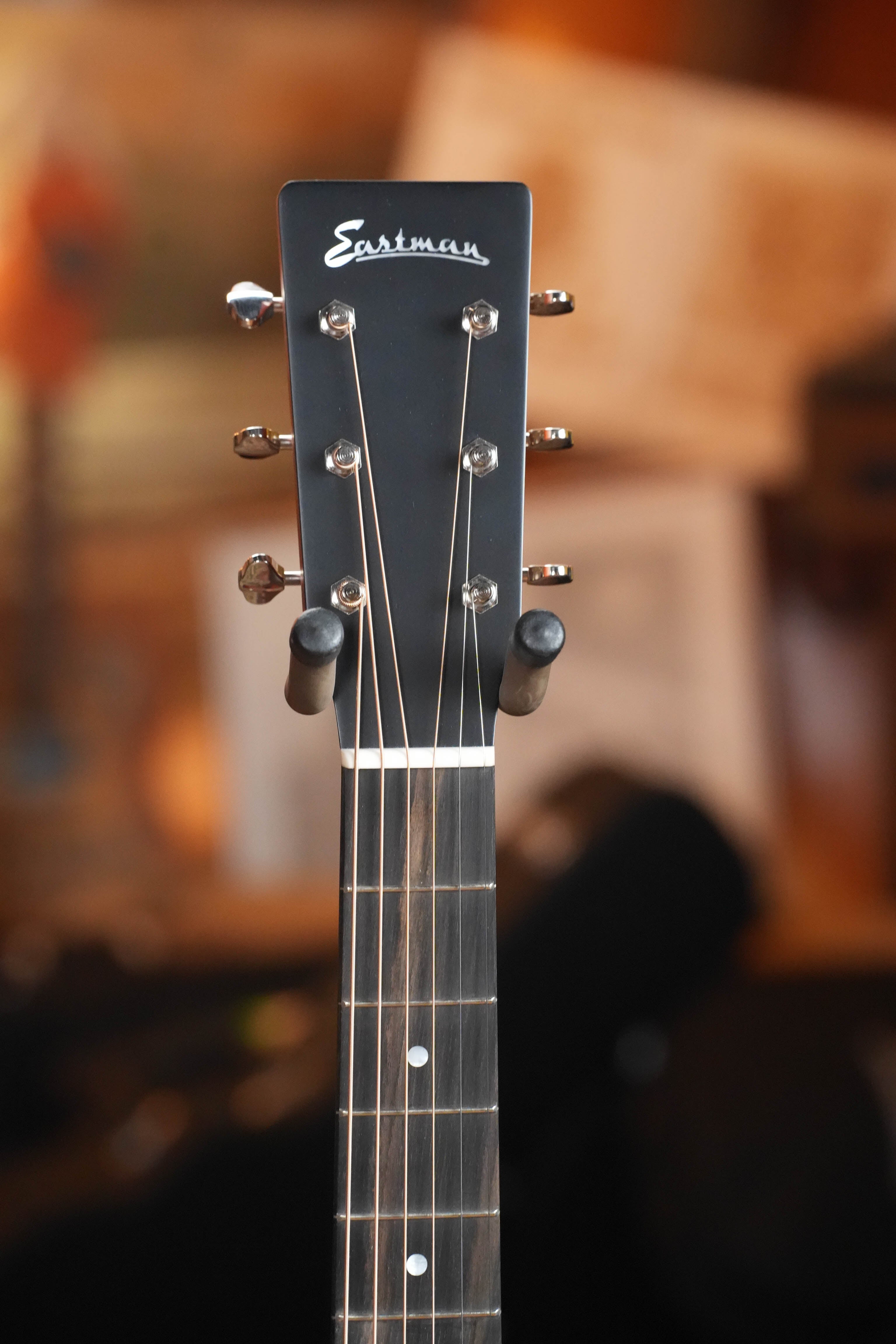 Eastman E1OM-CLA All Solid Sitka/Sapele Classic Finish Orchestra Model Acoustic Guitar #9269