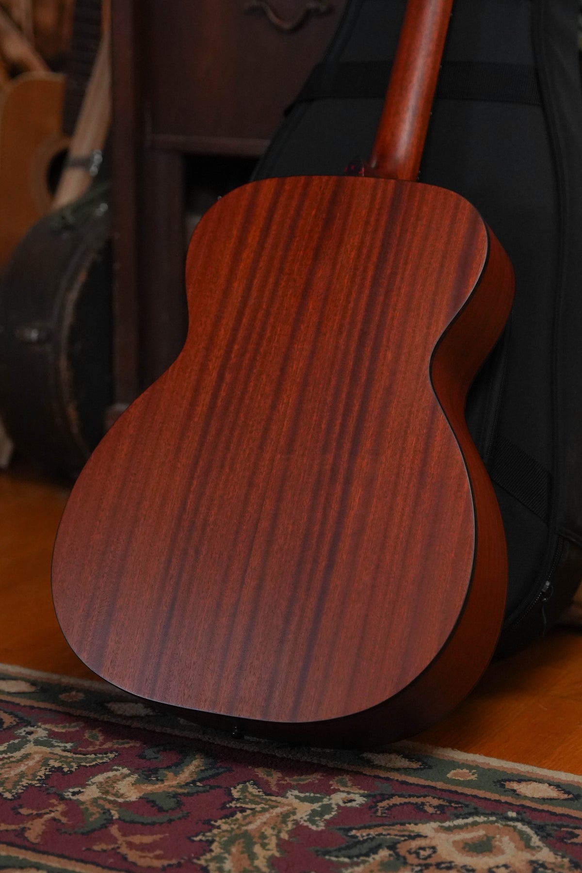 Eastman E1OM-CLA Classic Finish Orchestra Model Acoustic Guitar #1357
